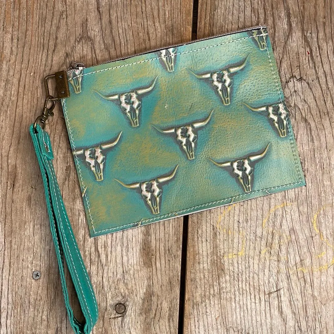 143 Make-up bag - Salt/Pepper w/ Margarita Skulls