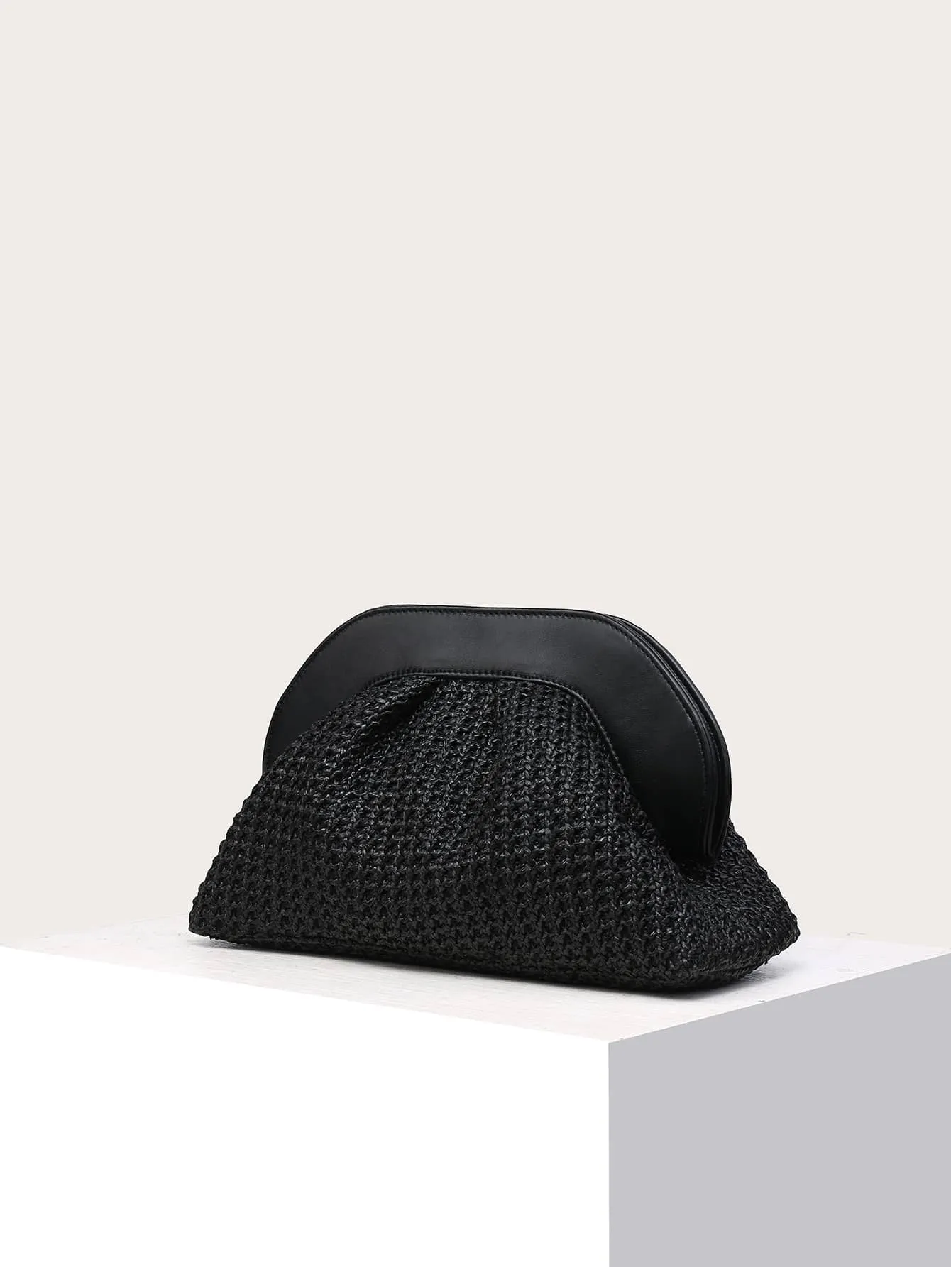 1pc Cloud Clutch Bag With Pleats - Black