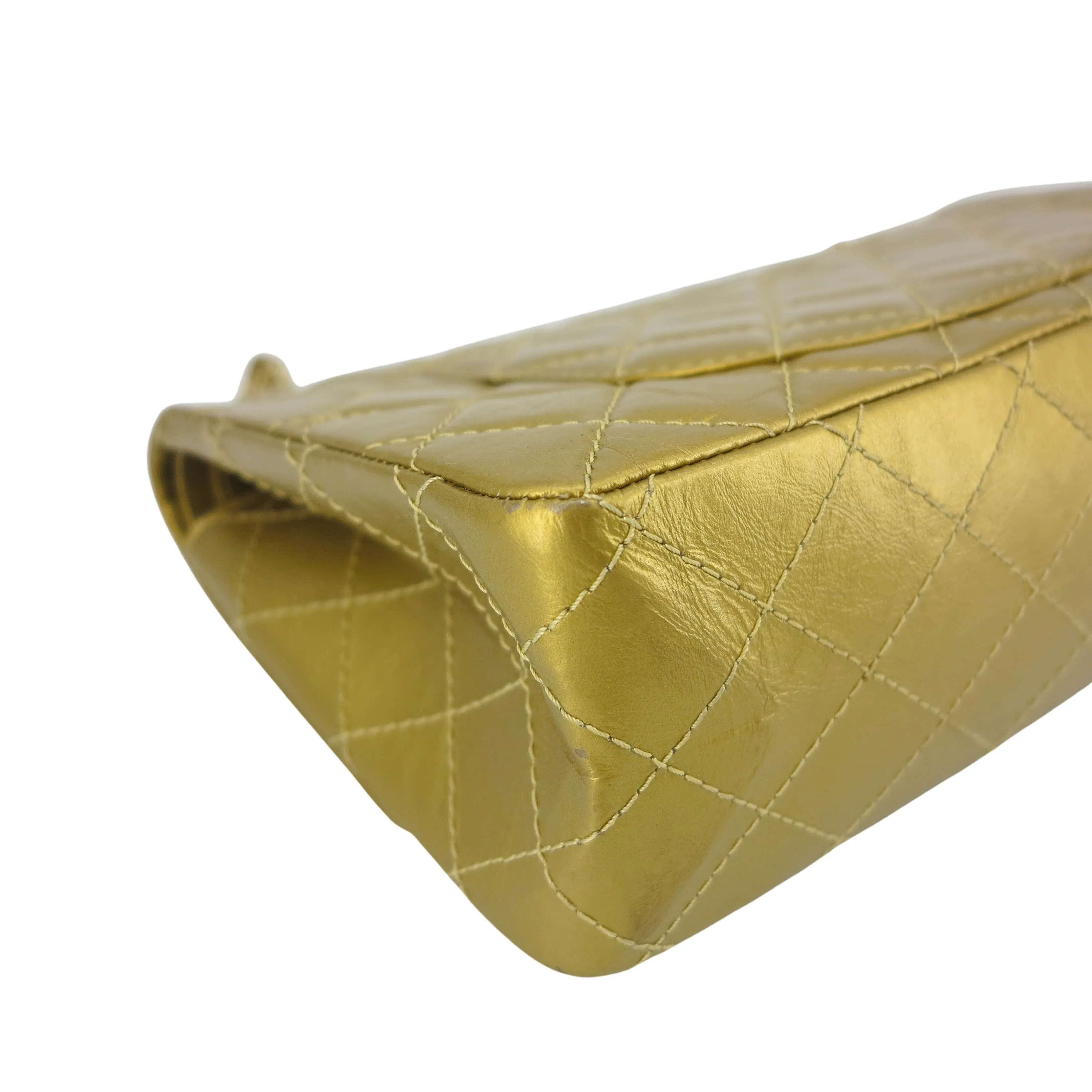 2.55 Reissue Large Flap Bag Size 226 in Gold Aged Calfskin