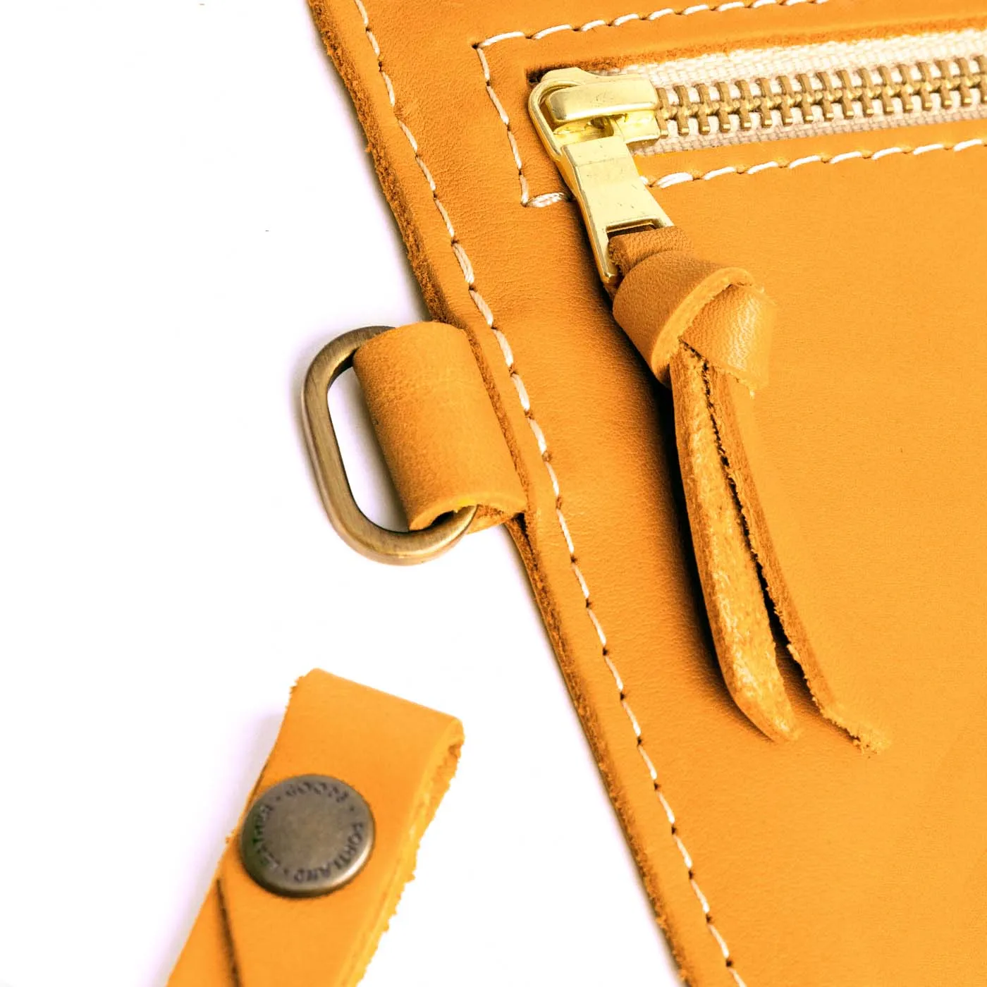 Adriana Pouch
