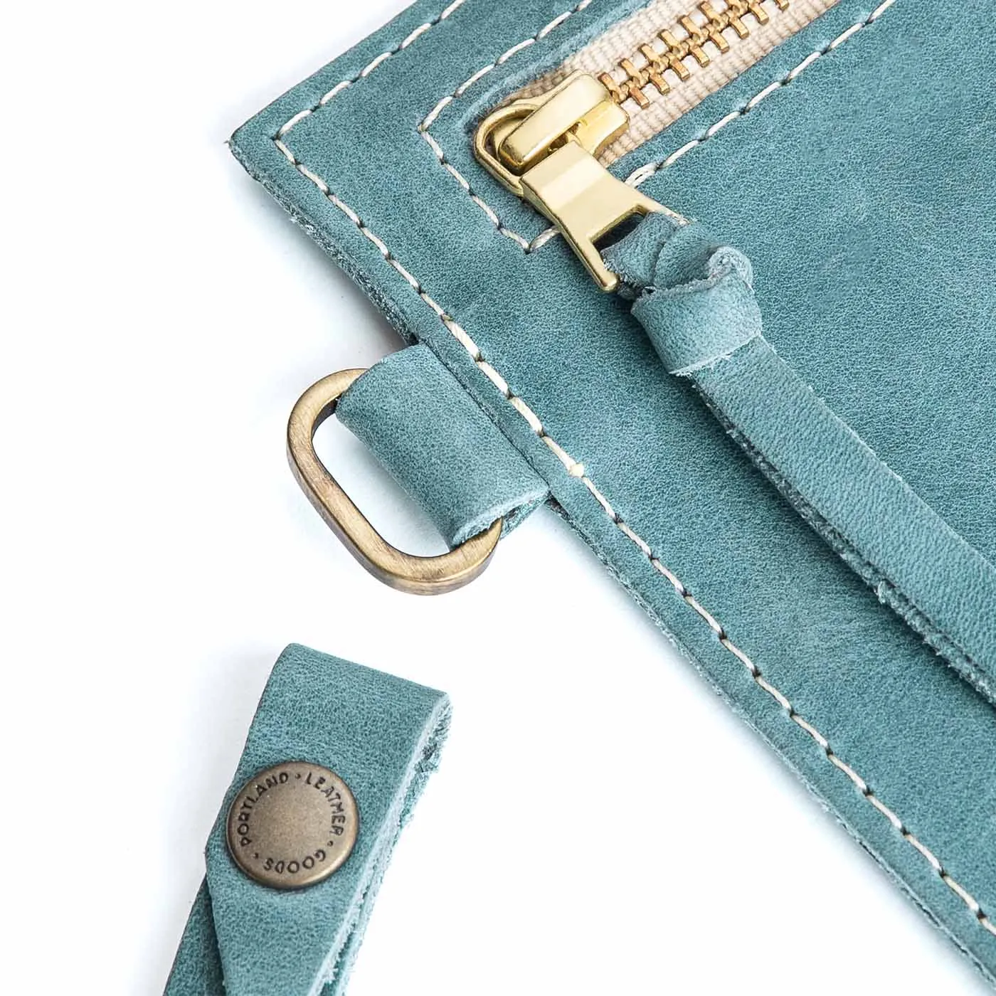Adriana Pouch