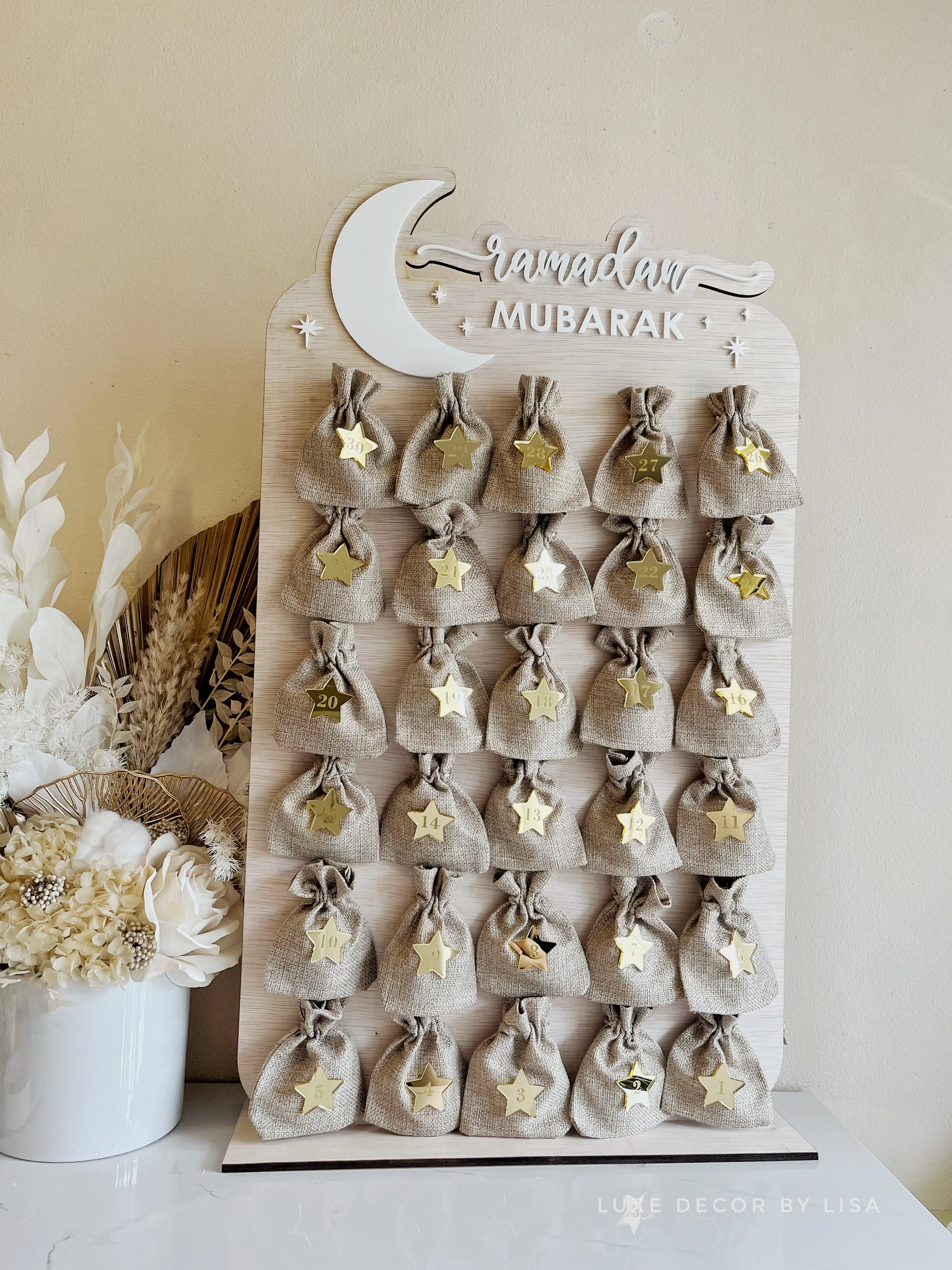 Advent Ramadan Countdown Till Eid Freestanding with Bags - white   gold