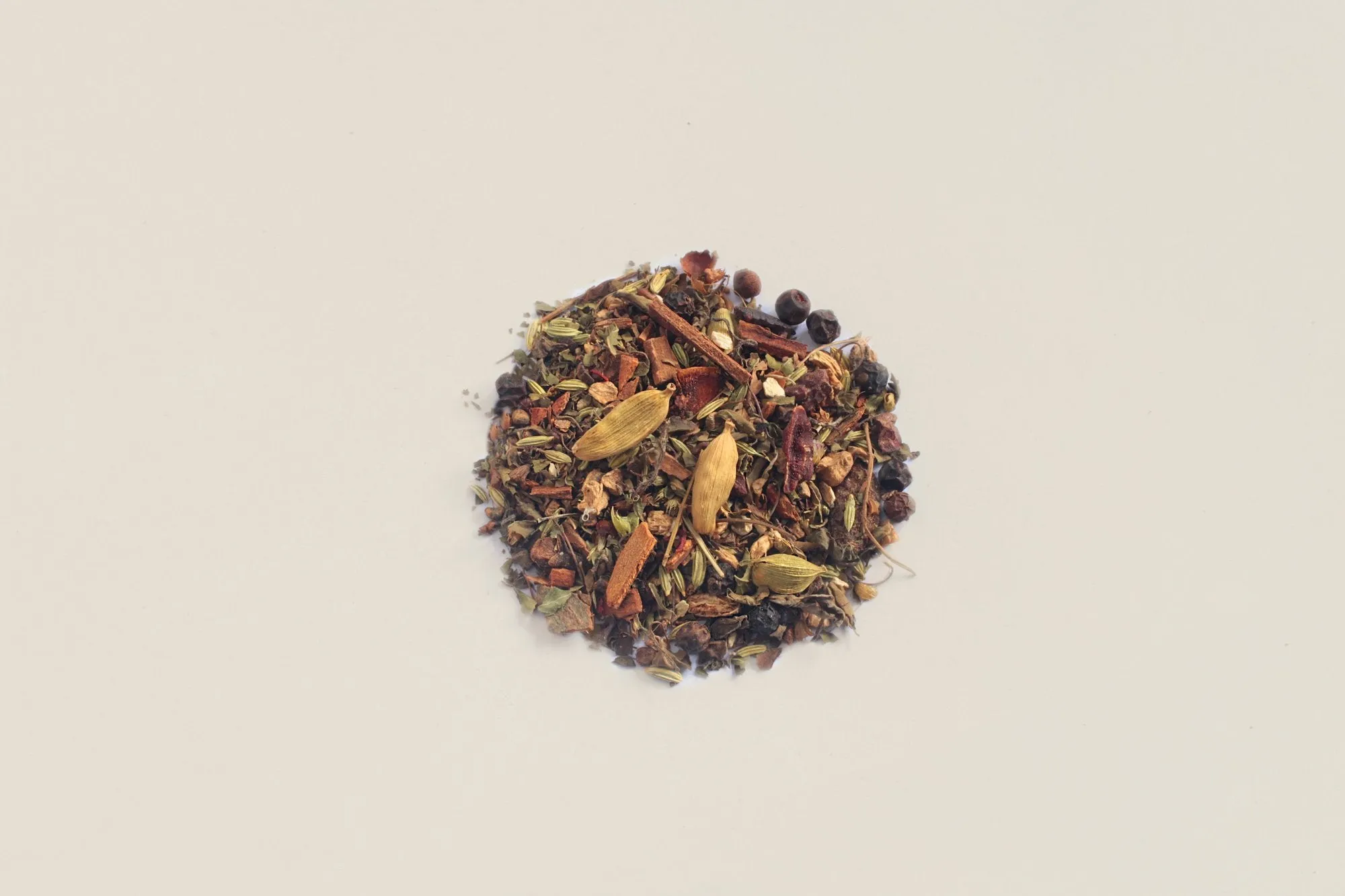 ahista tea  I   vintage-chai-herbal-tea-blend-1