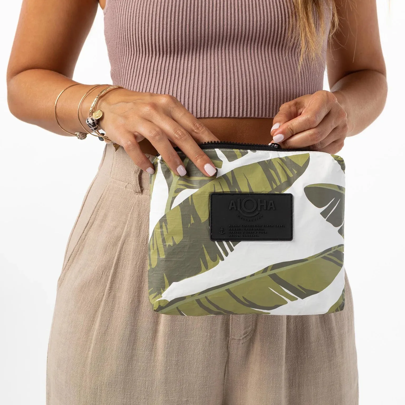 Aloha Small Pouch in Lūʻau Style SMAWT114