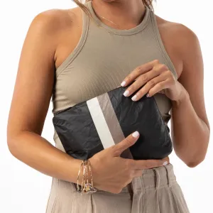Aloha Small Pouch Le Voyageur in Caffe on Black, Style SMABT093