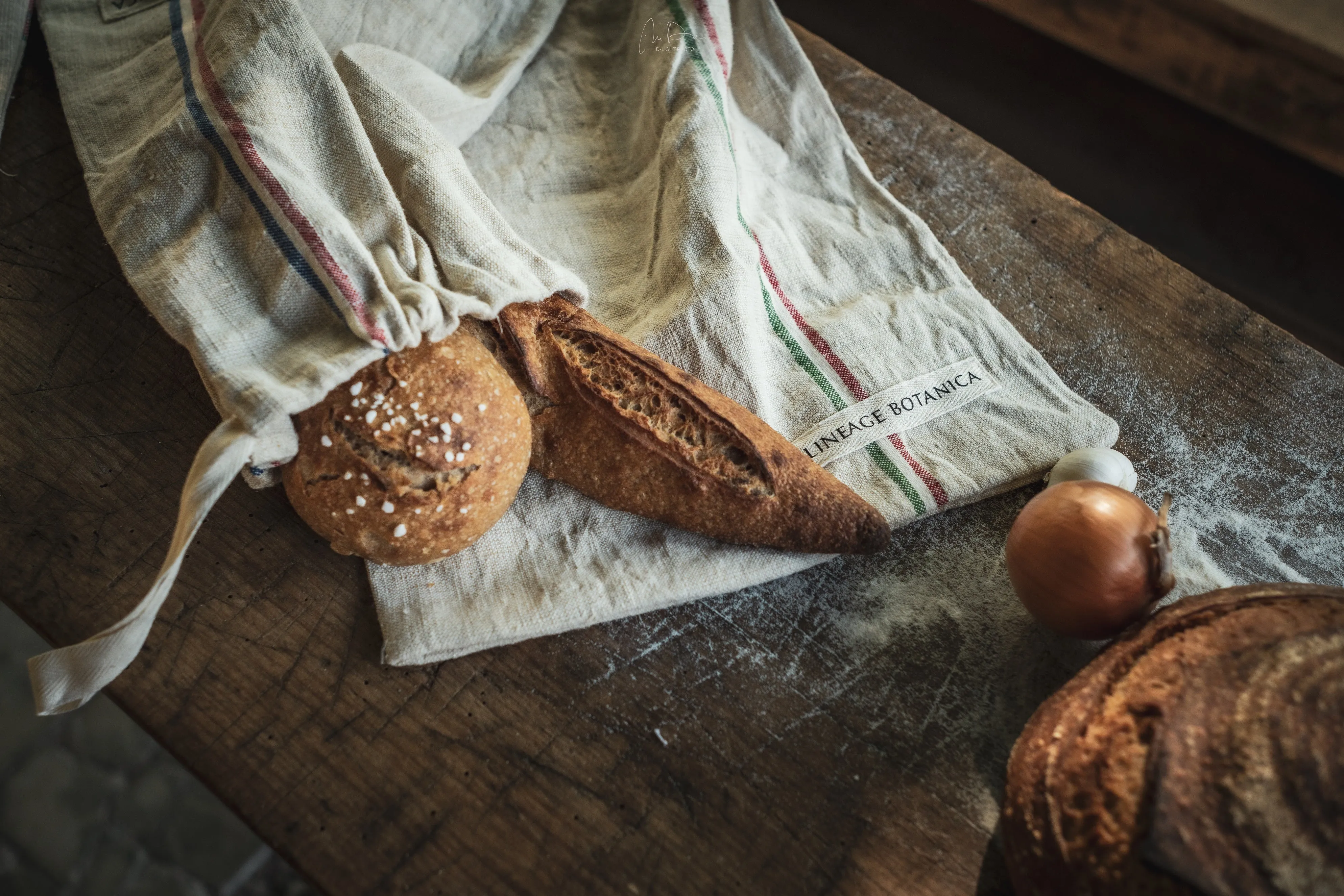 Bag: Handwoven antique and vintage hemp baguette bread bags - BG227
