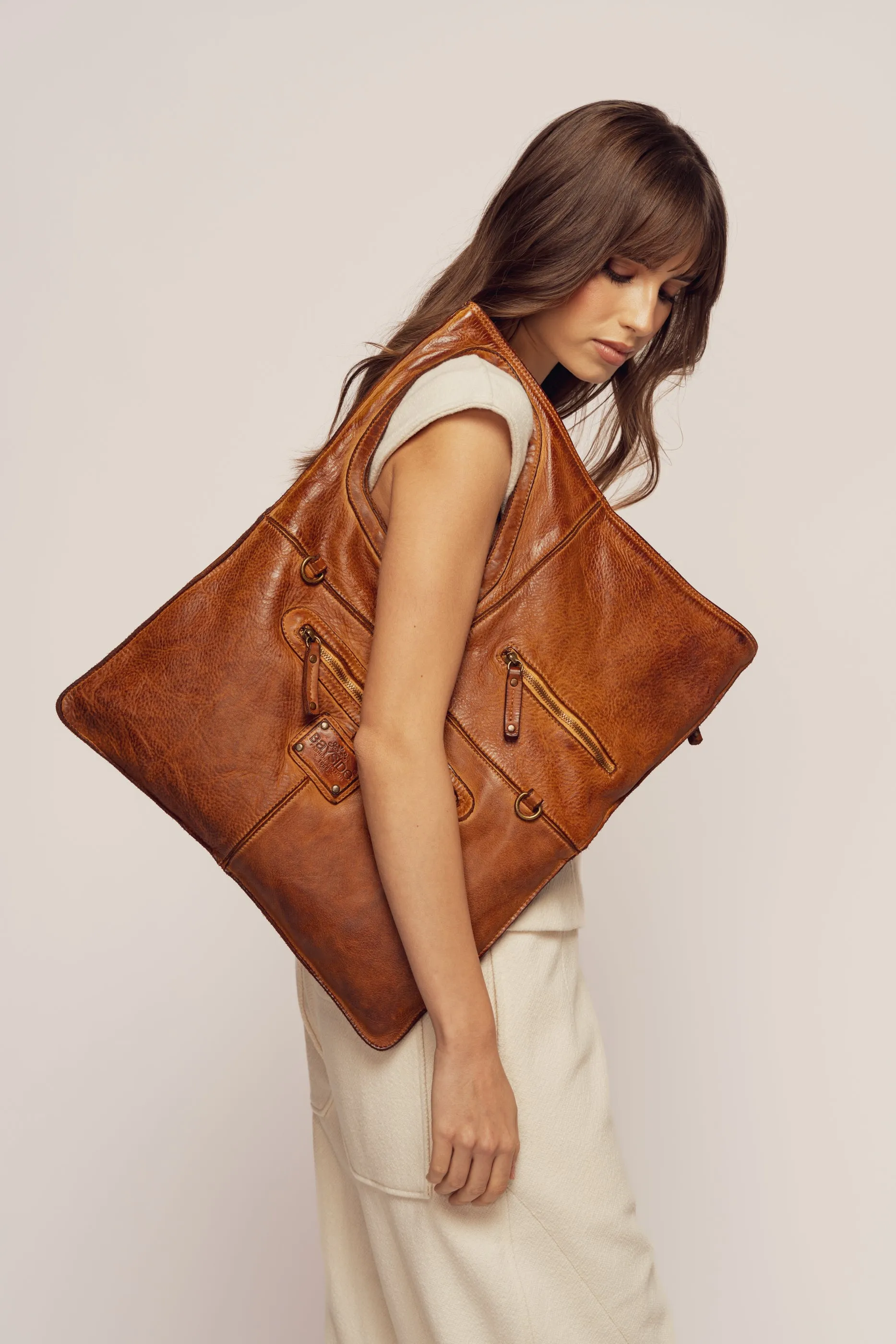 Bayside84 Stardust Shoulder & Crossbody - Cognac - Canada