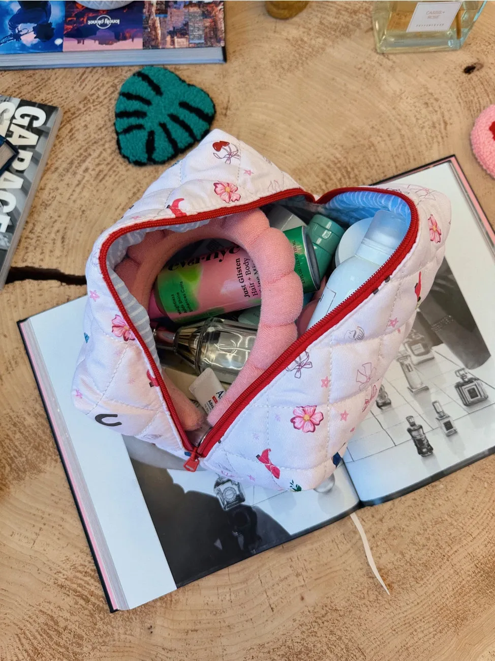 Beach Vibes Makeup Bag
