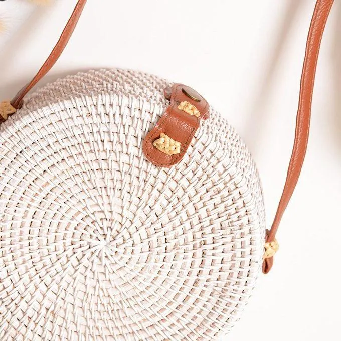 Beachy White Wicker Bag