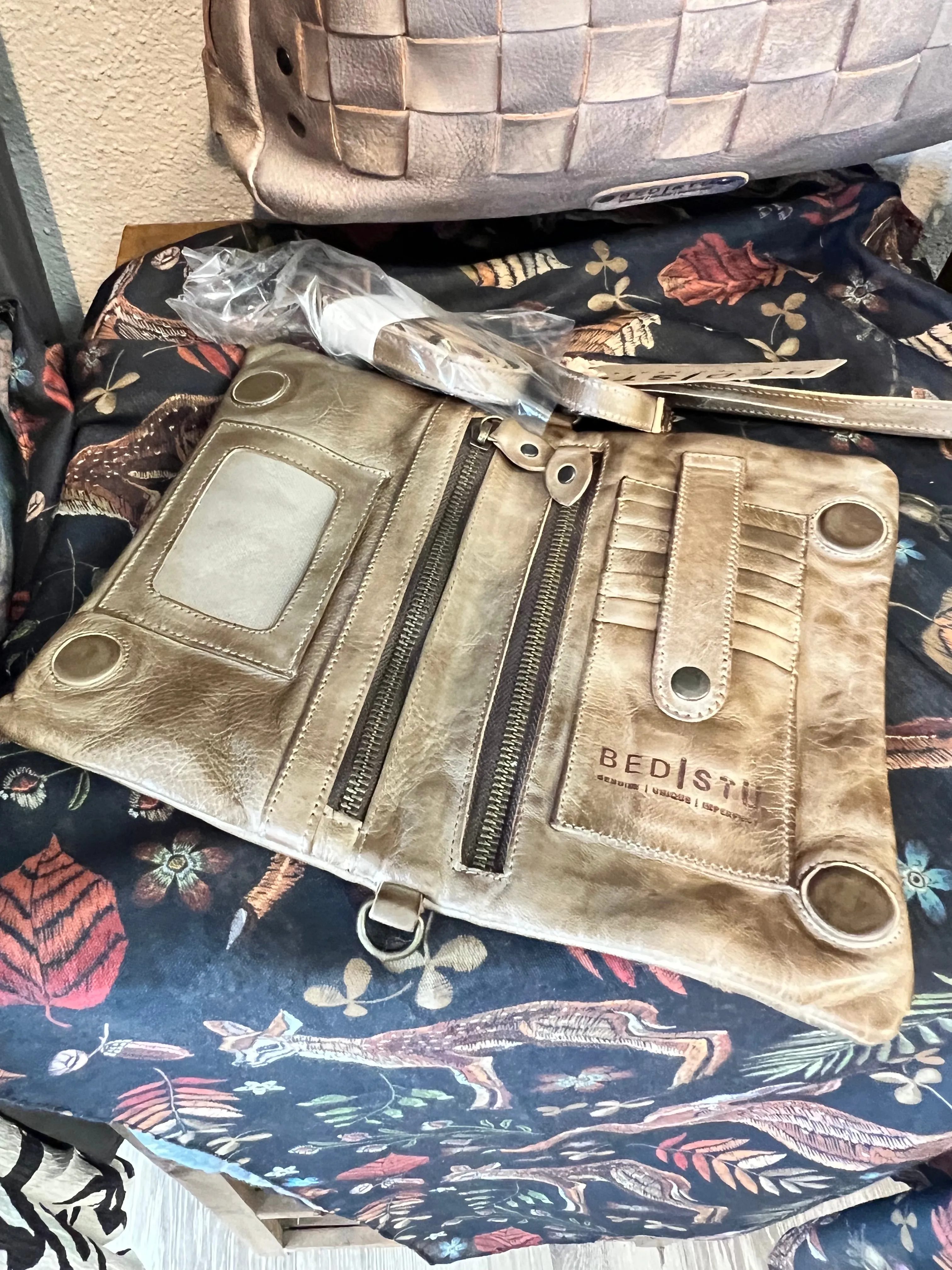 Bed Stü Cadence