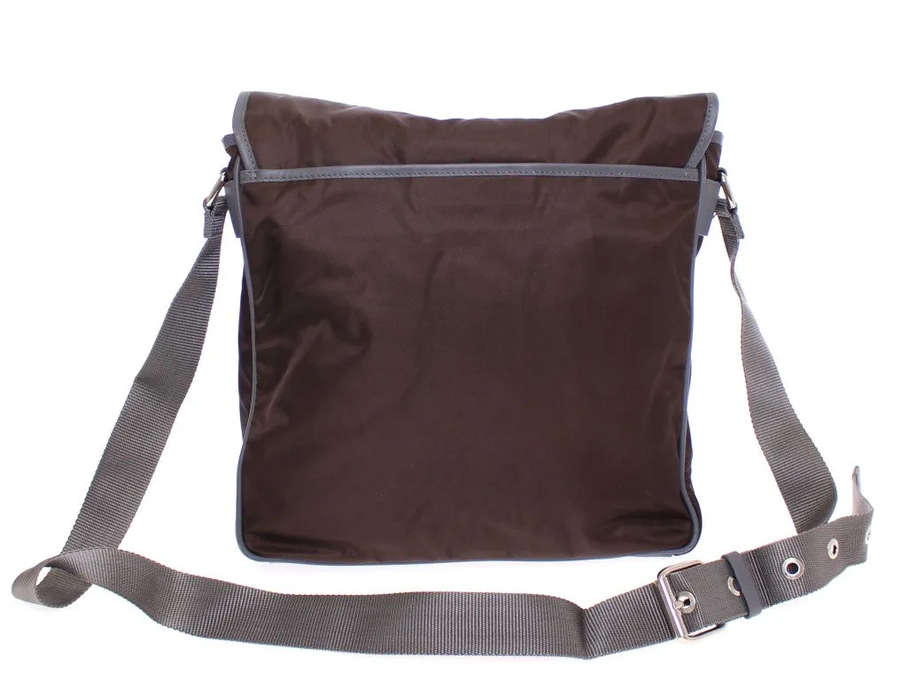 Brown messenger shoulder bag