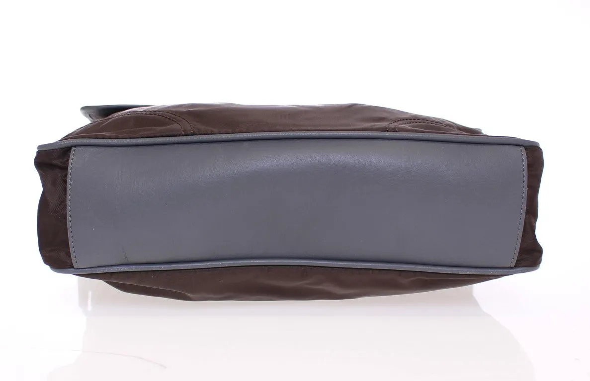 Brown messenger shoulder bag