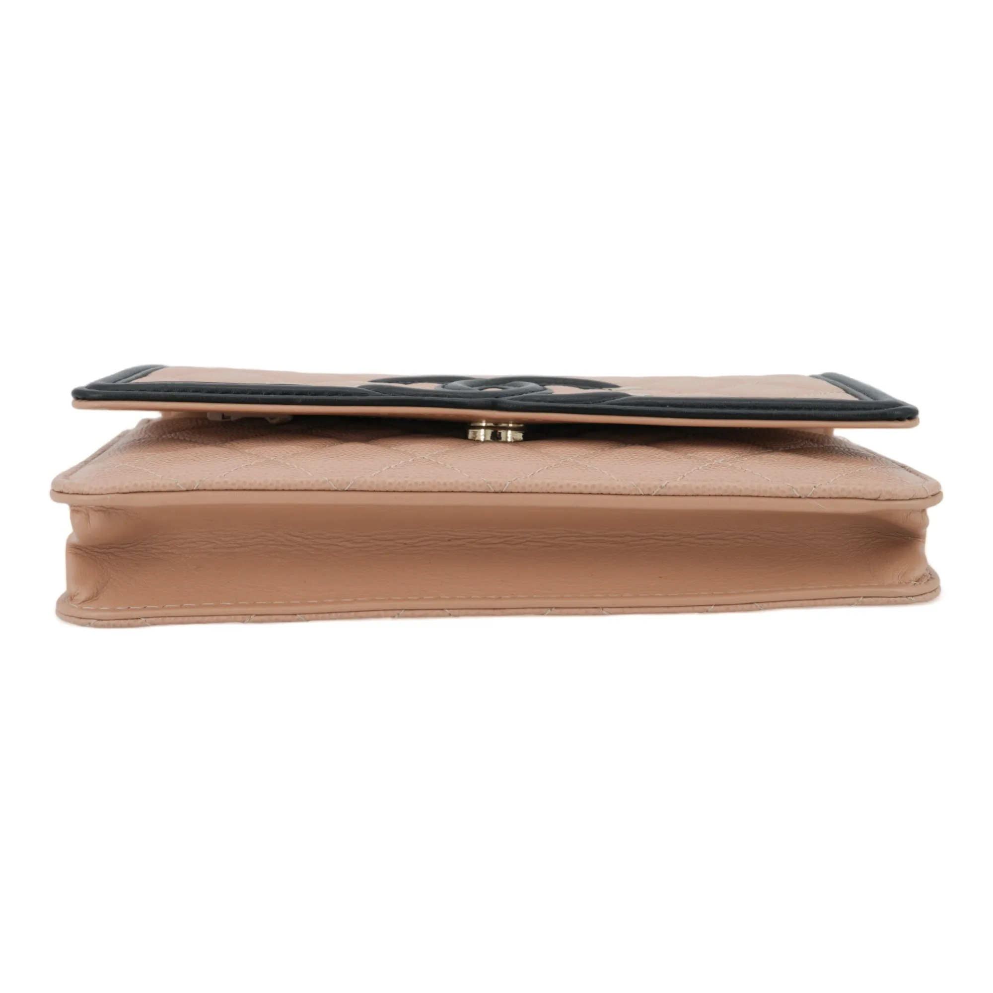 CC Filigree Wallet On Chain WOC in Beige Black Caviar