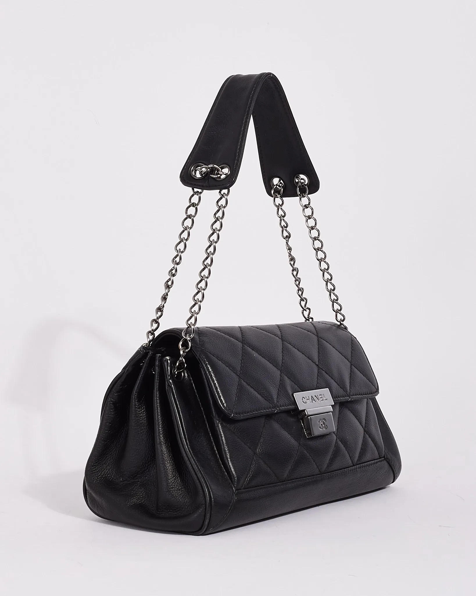 Chanel Black Caviar Leather 2003 Small Shoulder bag