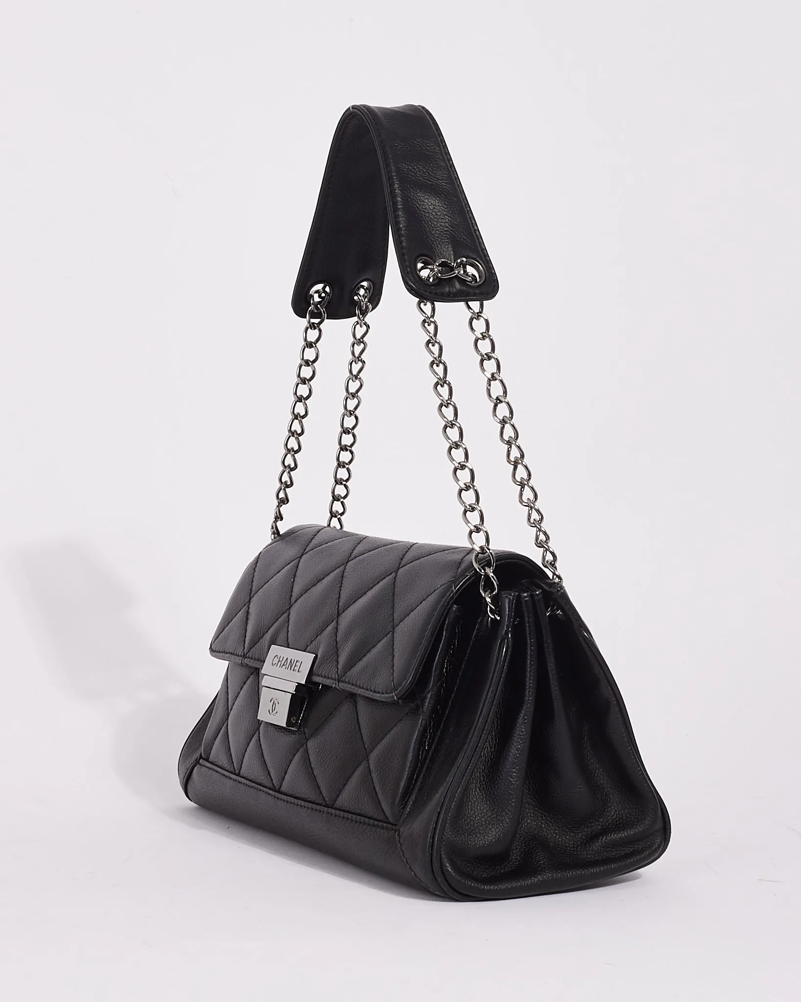 Chanel Black Caviar Leather 2003 Small Shoulder bag
