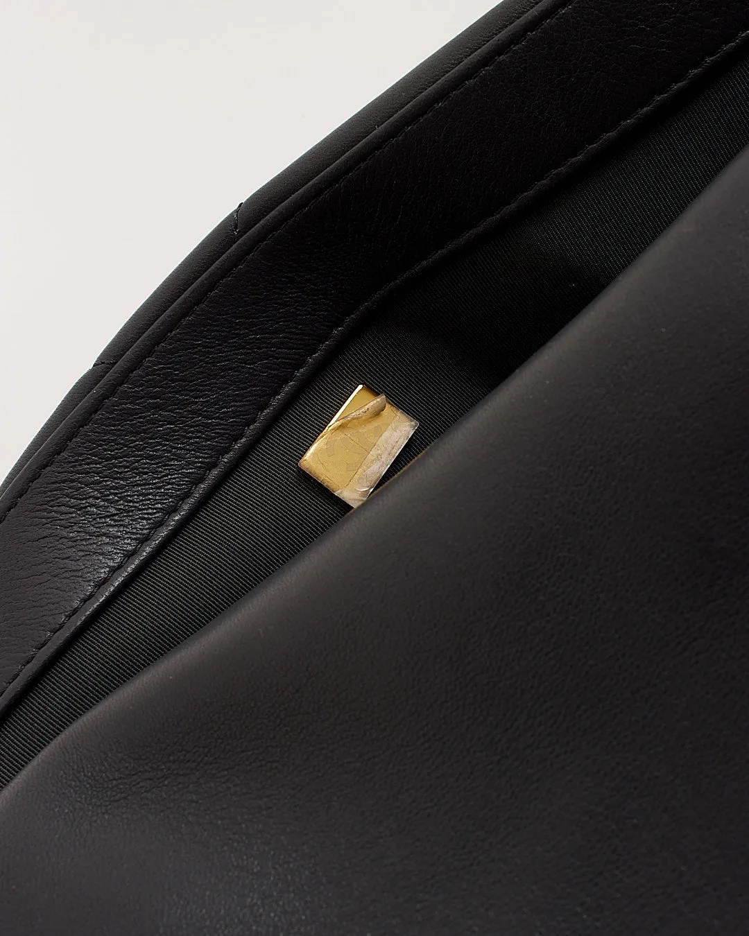 Chanel Grey Lambskin Leather Medium 19 Flap Chain Bag