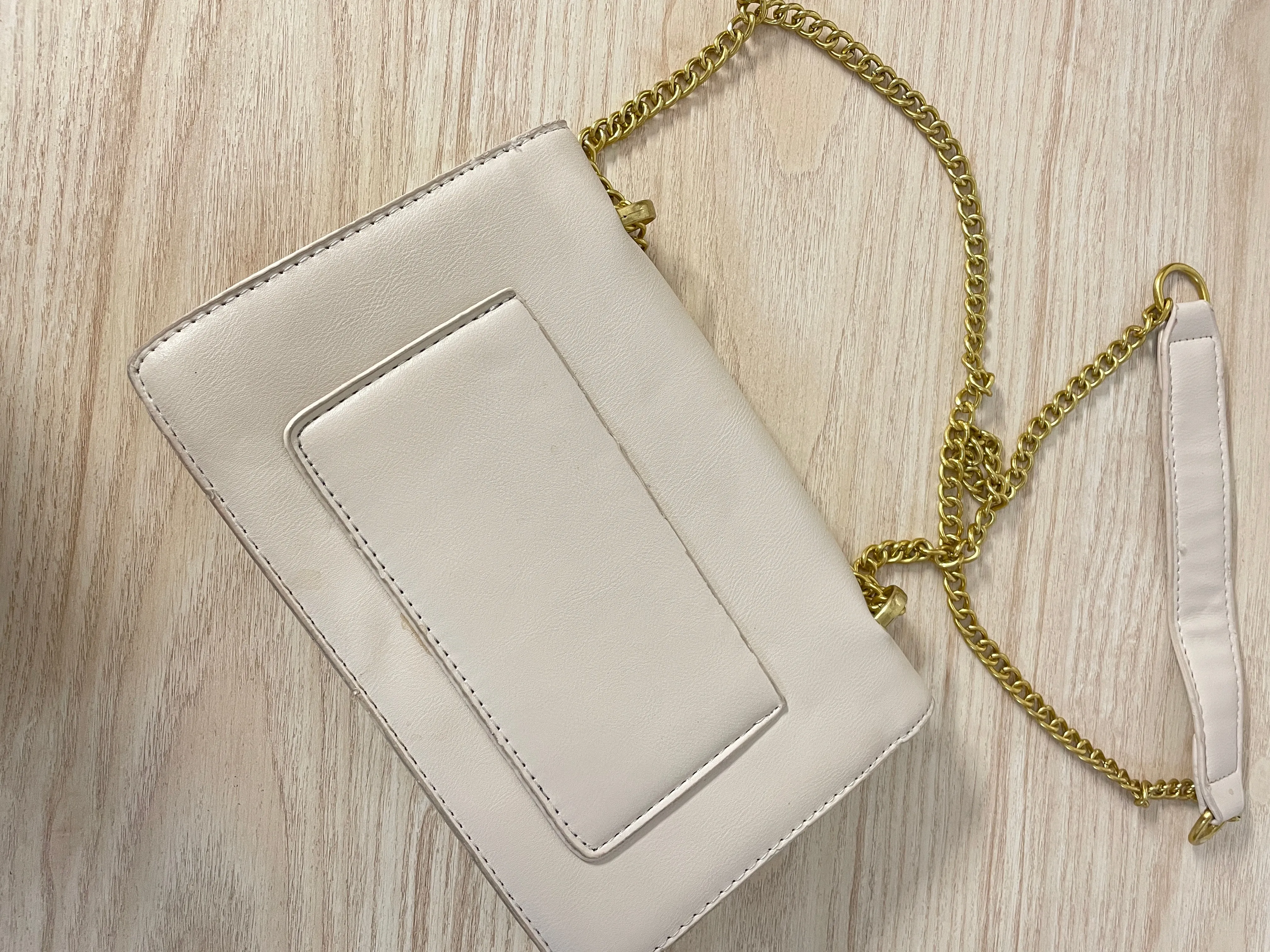 chic faux leather structured clasp chain shoulder bag