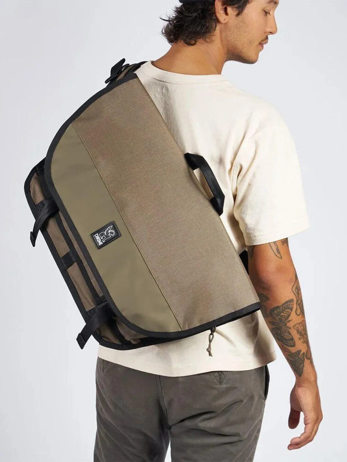 Chrome Industries Buran III Messenger Bag Stone Grey