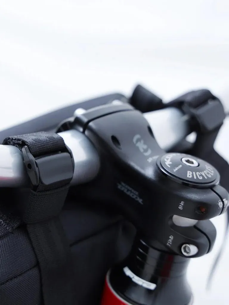 Chrome Industries Holman Handlebar Bag