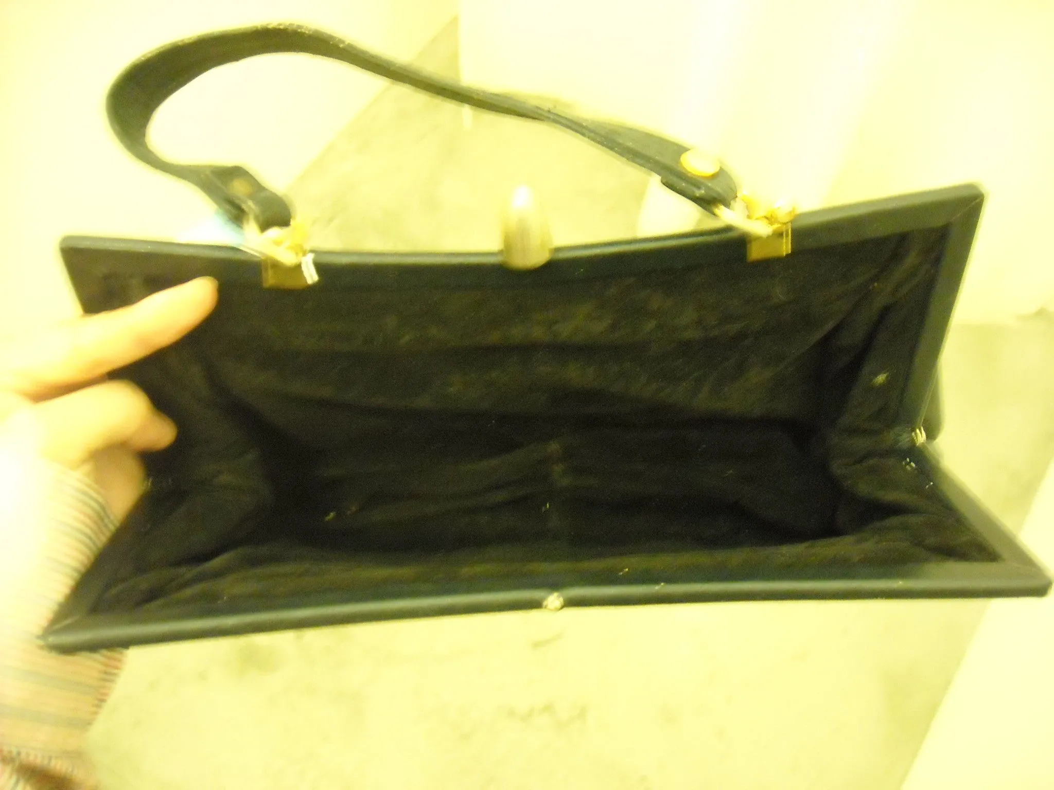 Classic in Navy Vintage Handheld Bag