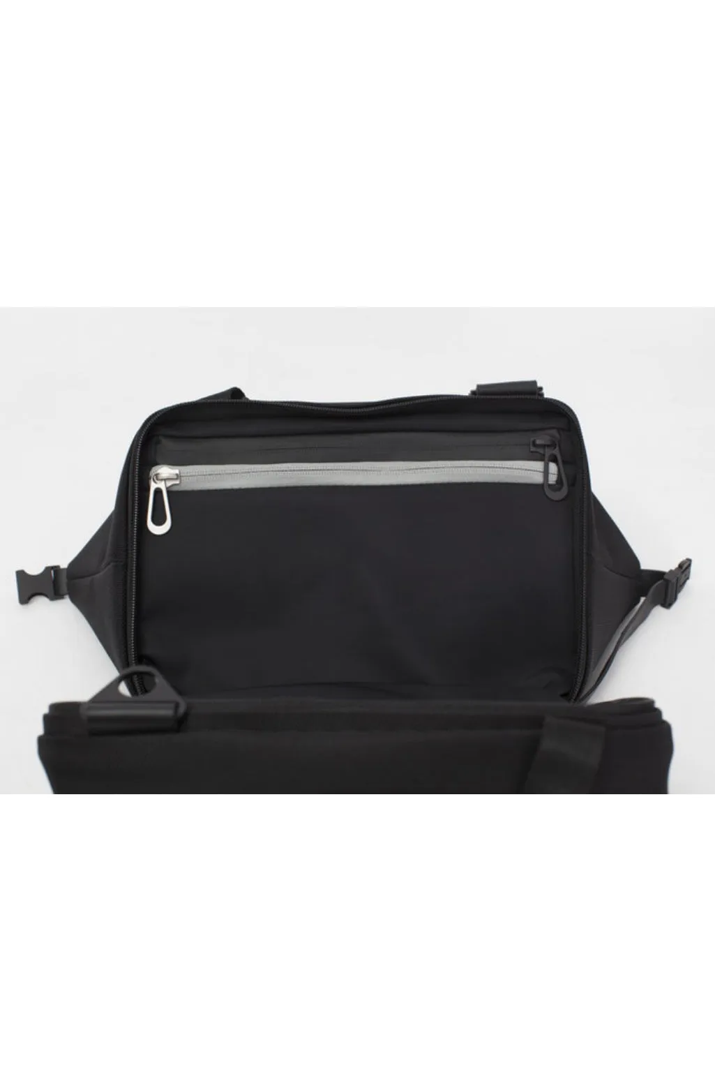 Cote Et Ciel AAR Ballistic Bag Black