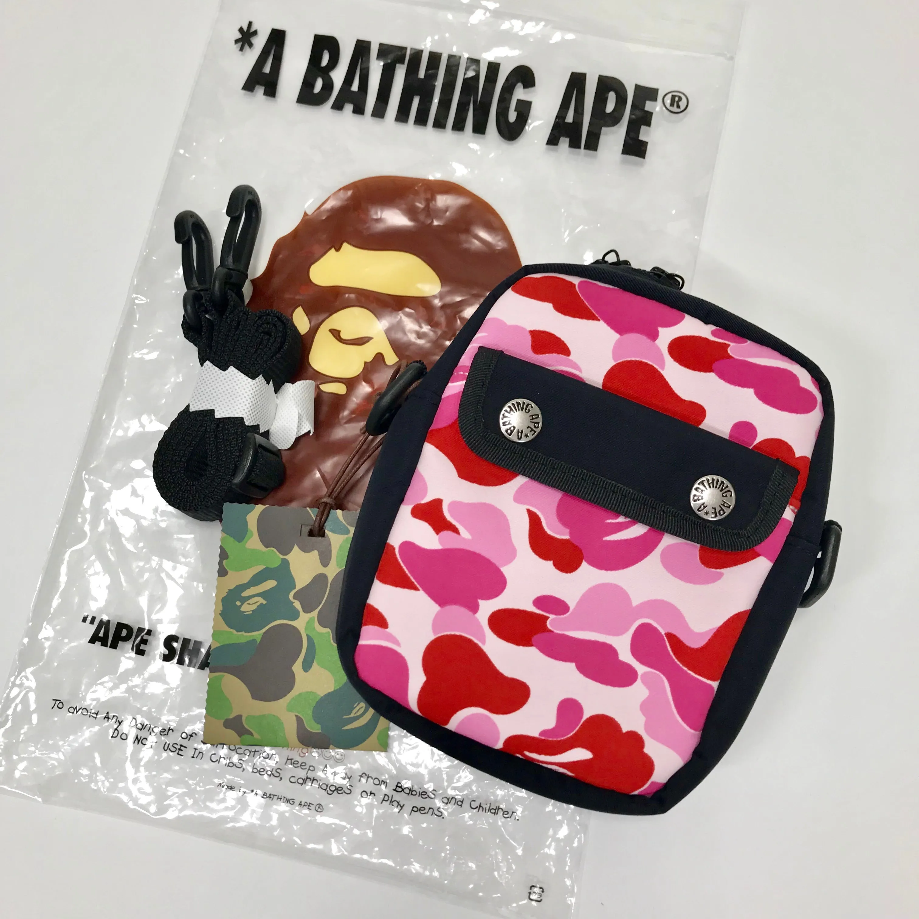 DS! A Bathing Ape Bape ABC Camo Camera / Shoulder Bag Pink