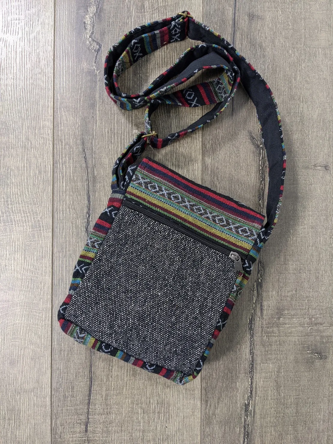Gheri Passport Bag With Chakra Flower