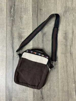 Gheri Passport Bag
