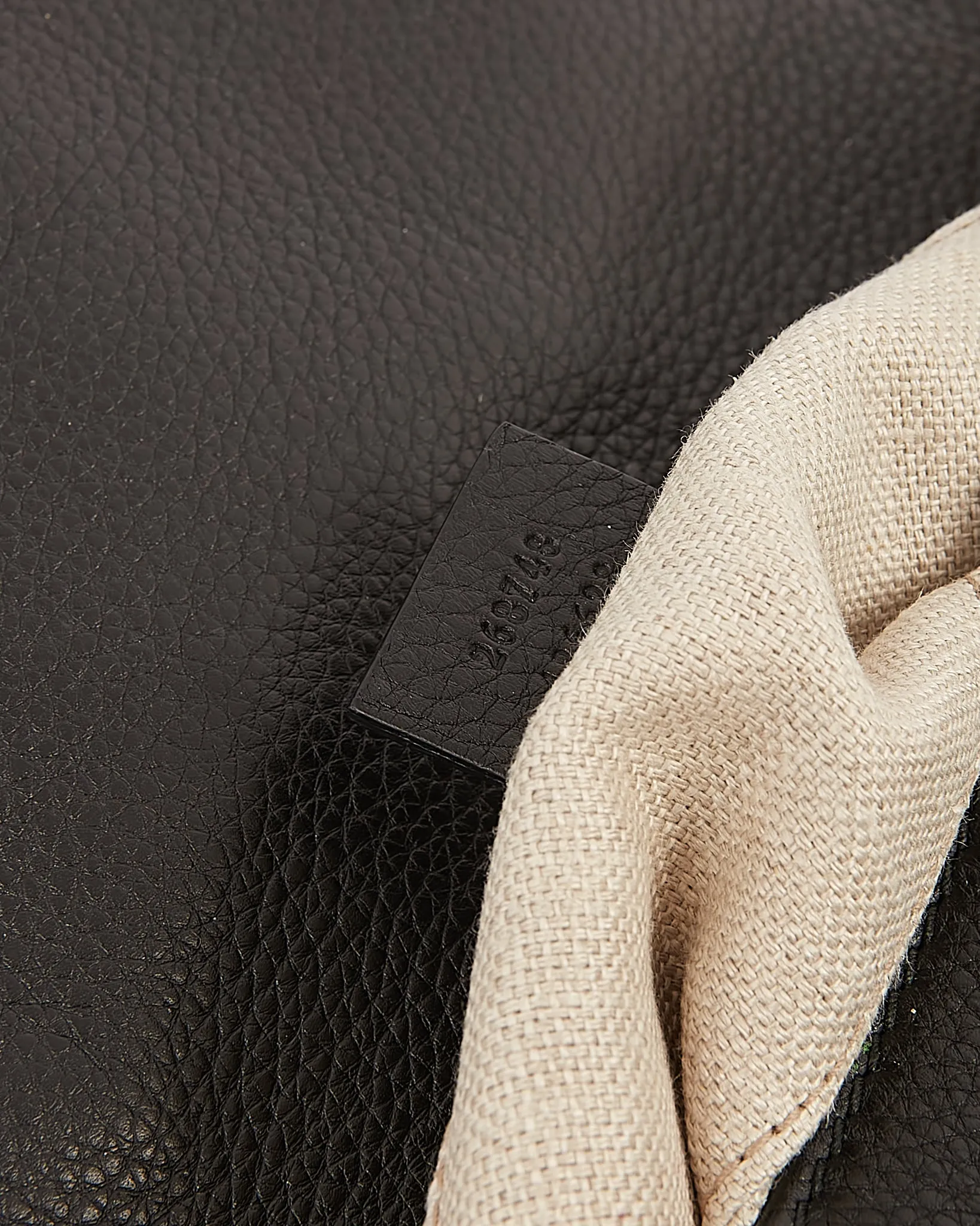 Gucci Black Pebbled Leather Chain Shoulder Bag