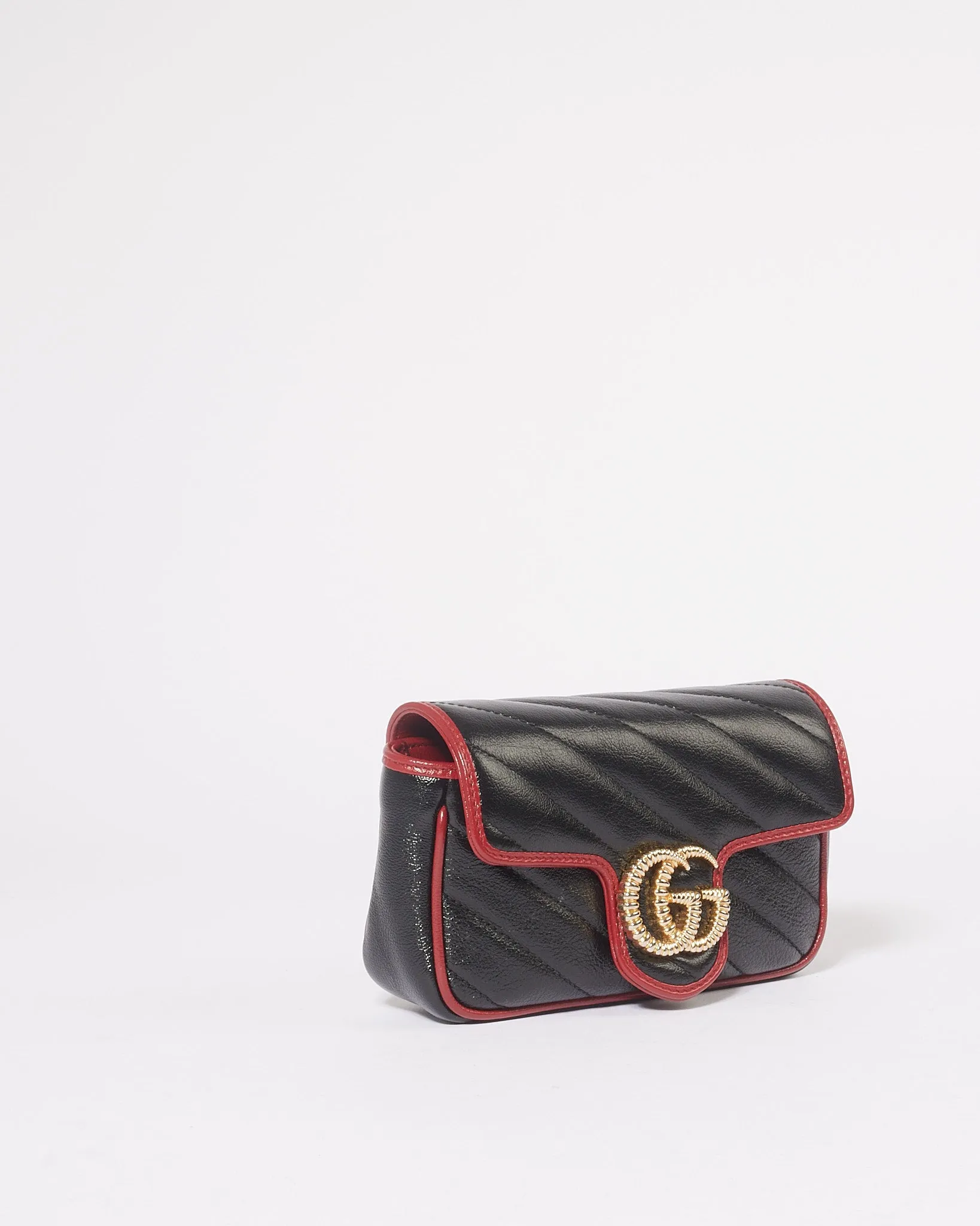 Gucci Black/Red Matelassé Diagonal Leather Torchon GG Marmont Super Mini Bag
