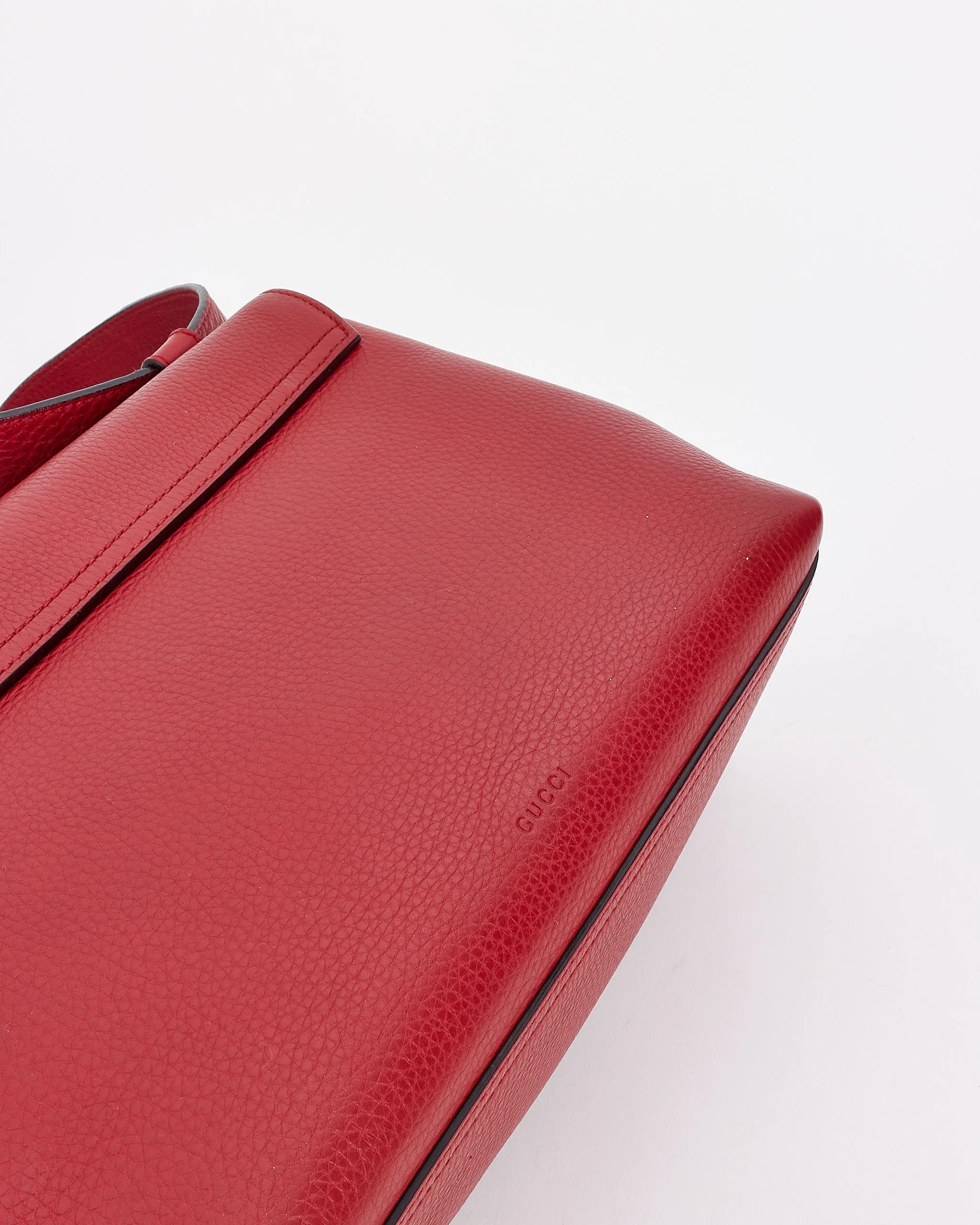 Gucci Red Pebbled Leather GG Marmont Shoulder Bag
