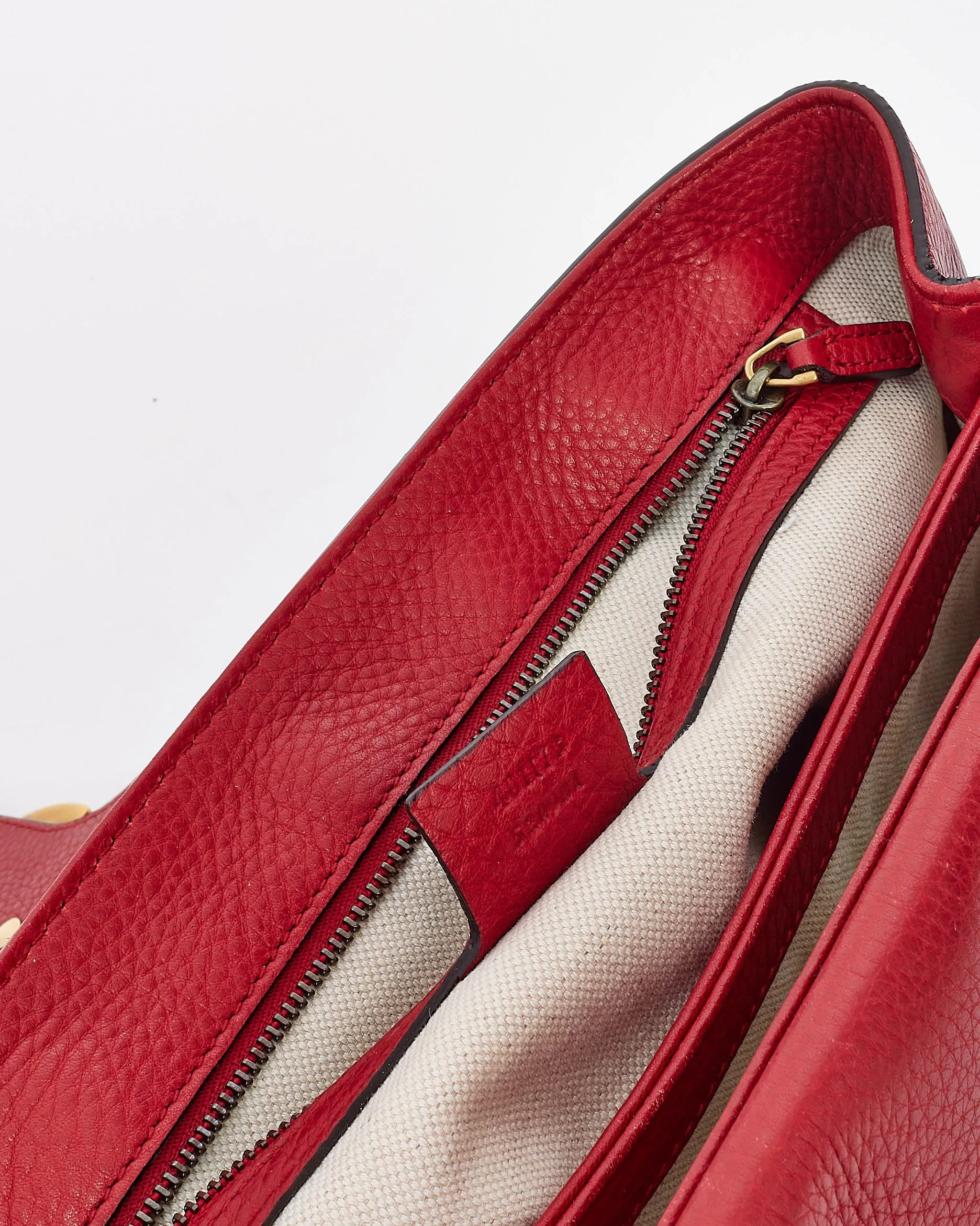 Gucci Red Pebbled Leather GG Marmont Shoulder Bag