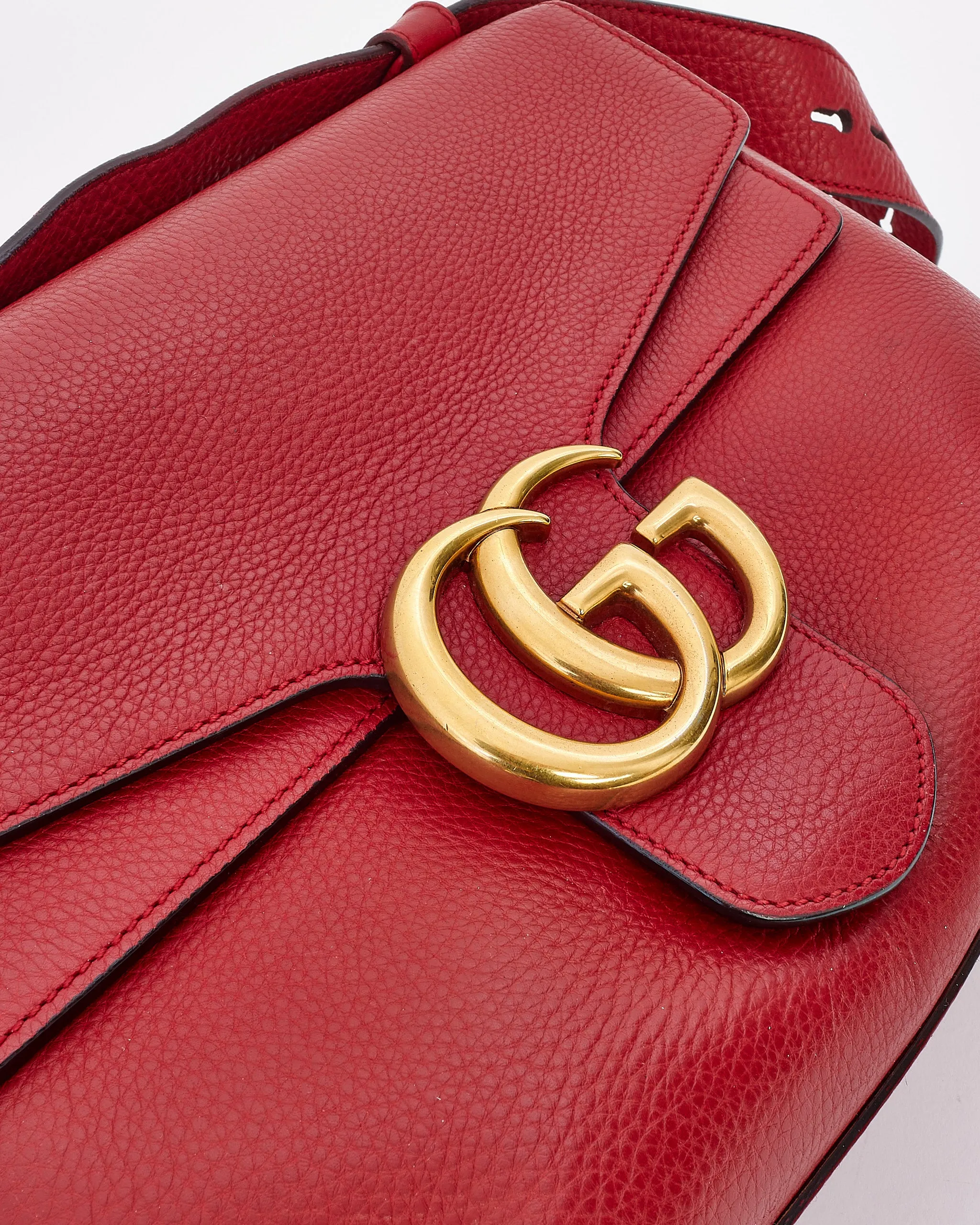 Gucci Red Pebbled Leather GG Marmont Shoulder Bag