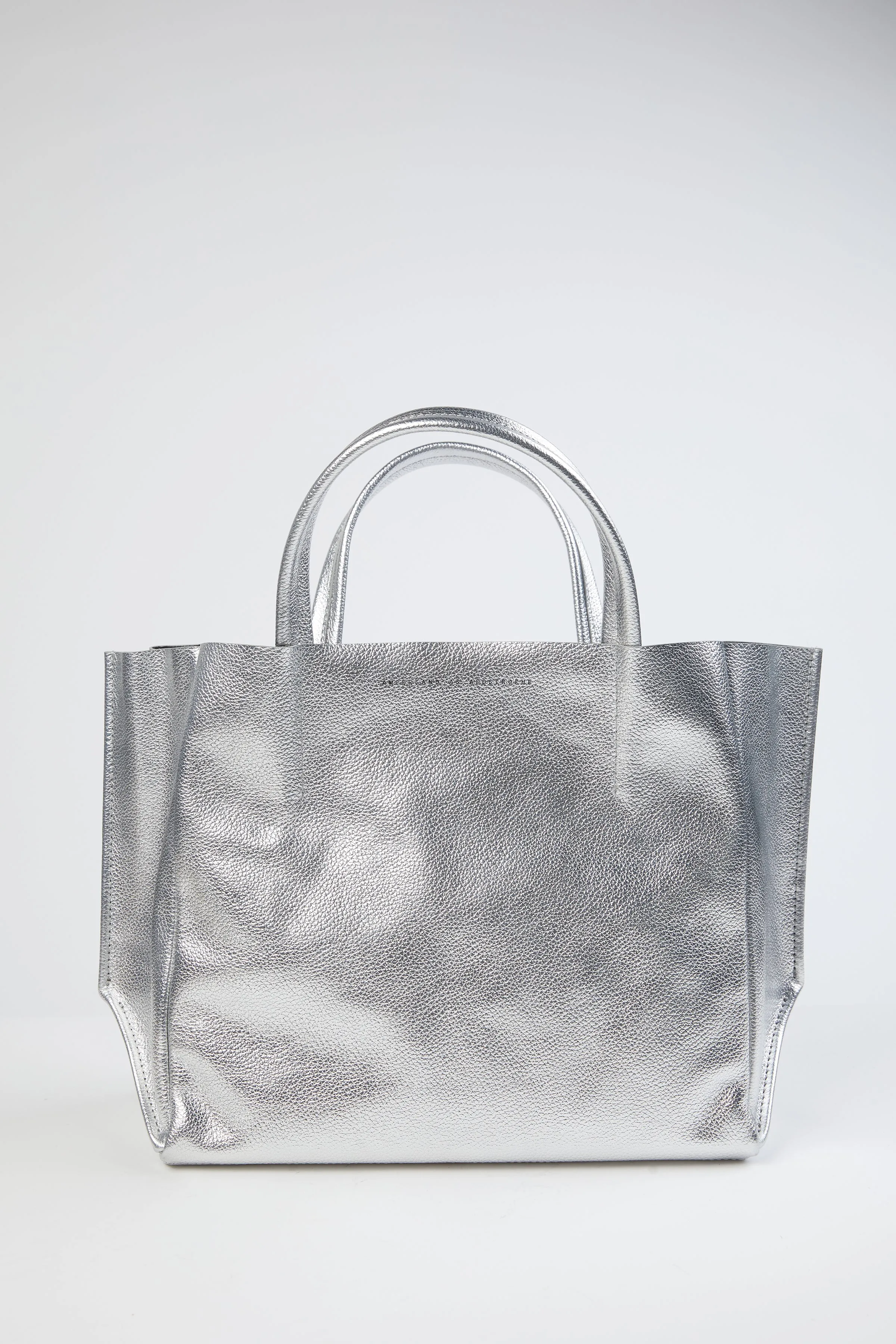 HALF TOTE