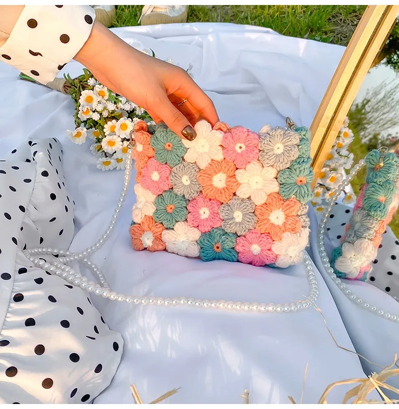 Hand woven woolen bag with puff flowers