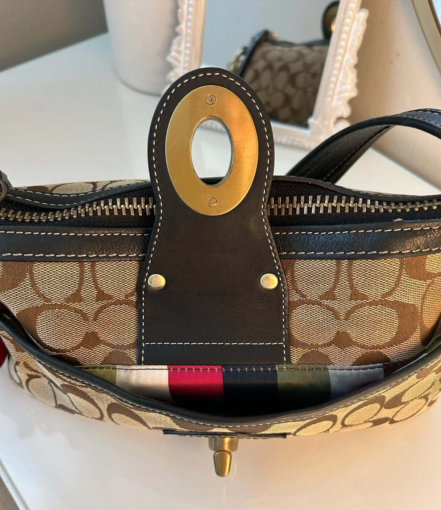 HENRYVINTUS™ black and tan coach vintage bag