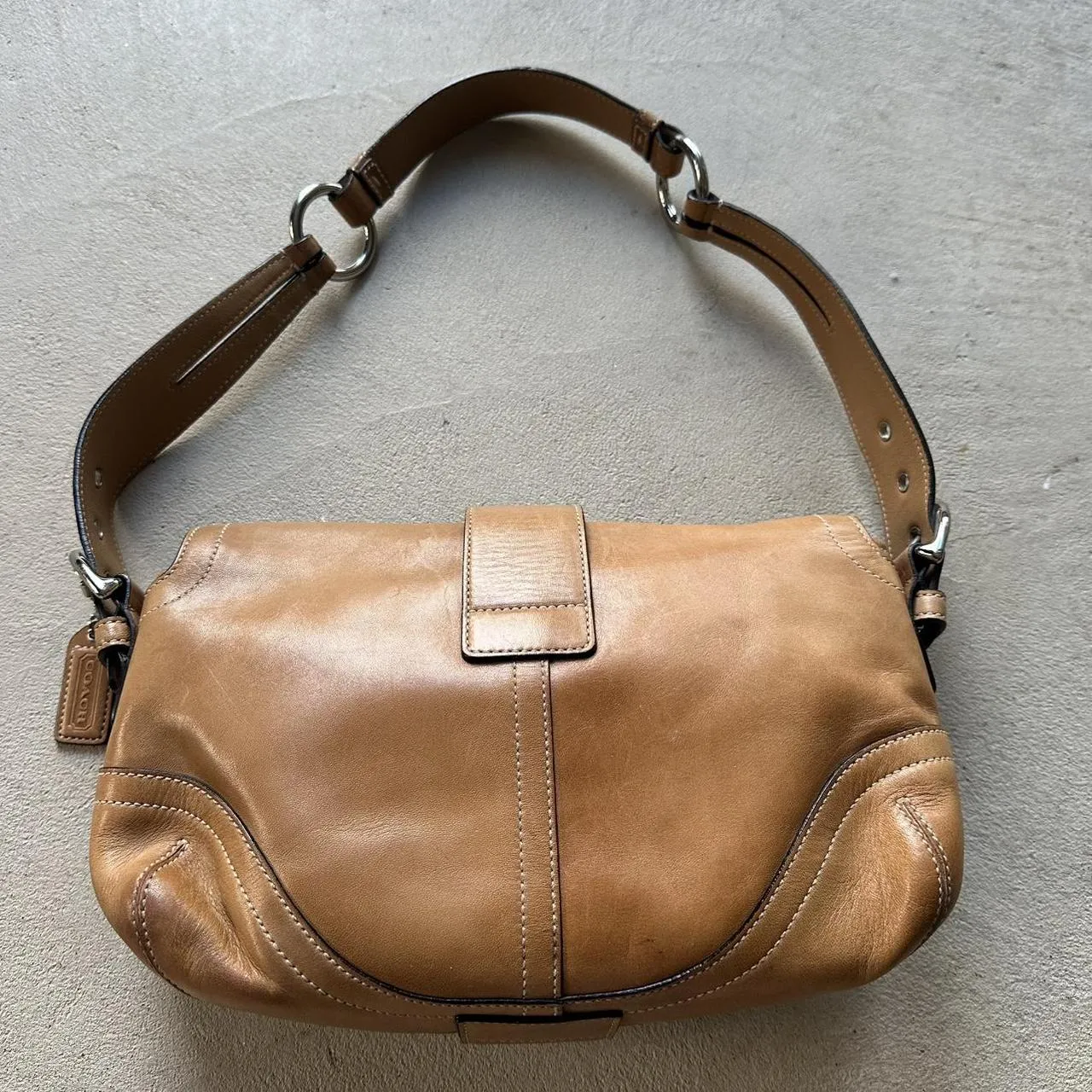 HENRYVINTUS™ vintage y2k coach tan leather square soho shoulder bag