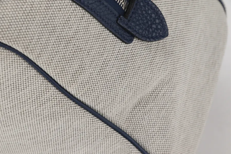 HERMES VICTORIA 35 TOILE X BLUE DE MALTE (STAMP Q) WITH KEYS & DUST COVER, NO LOCK