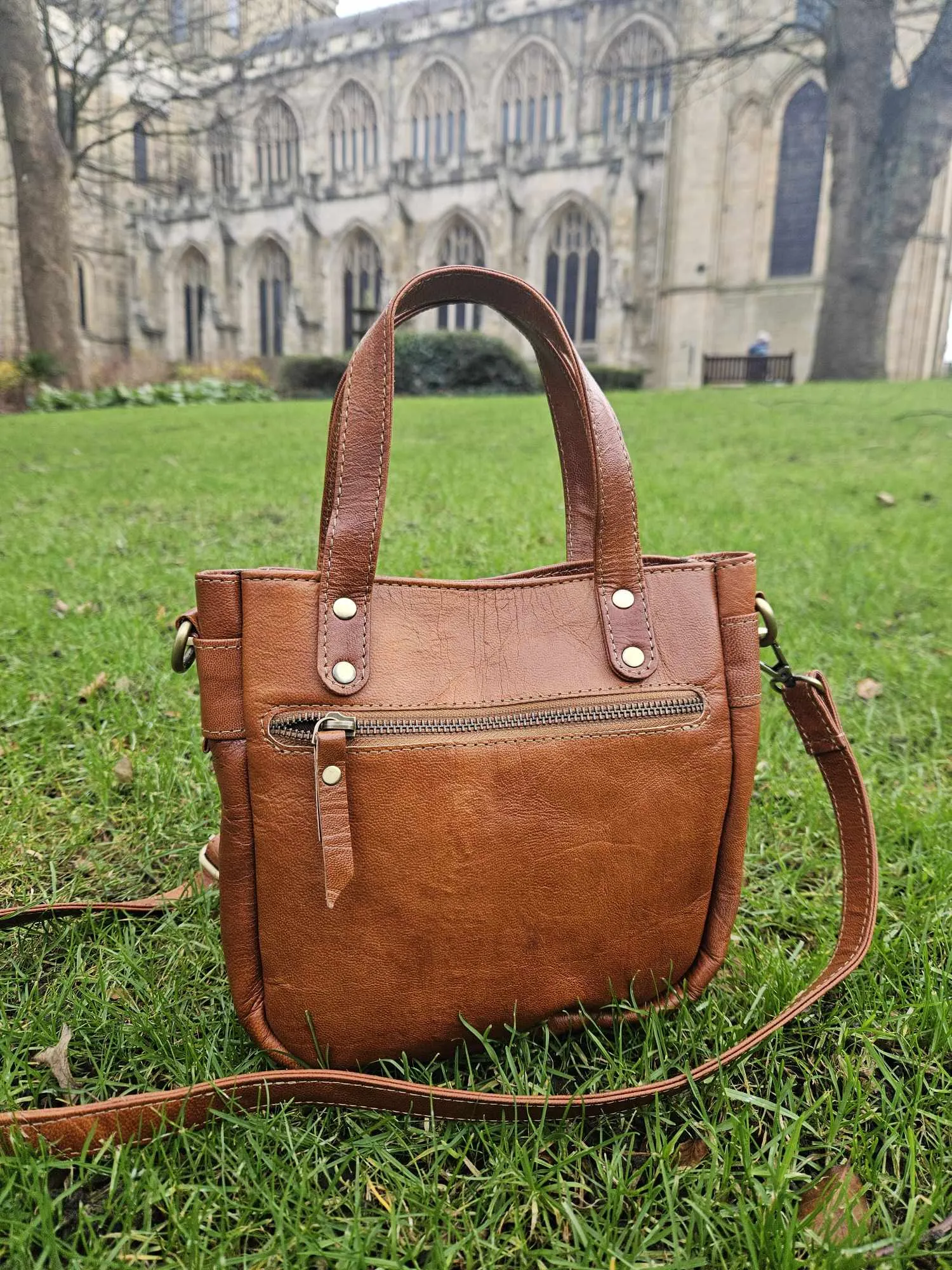 Ladies Tan Leather Handbag - Everyday Handbag