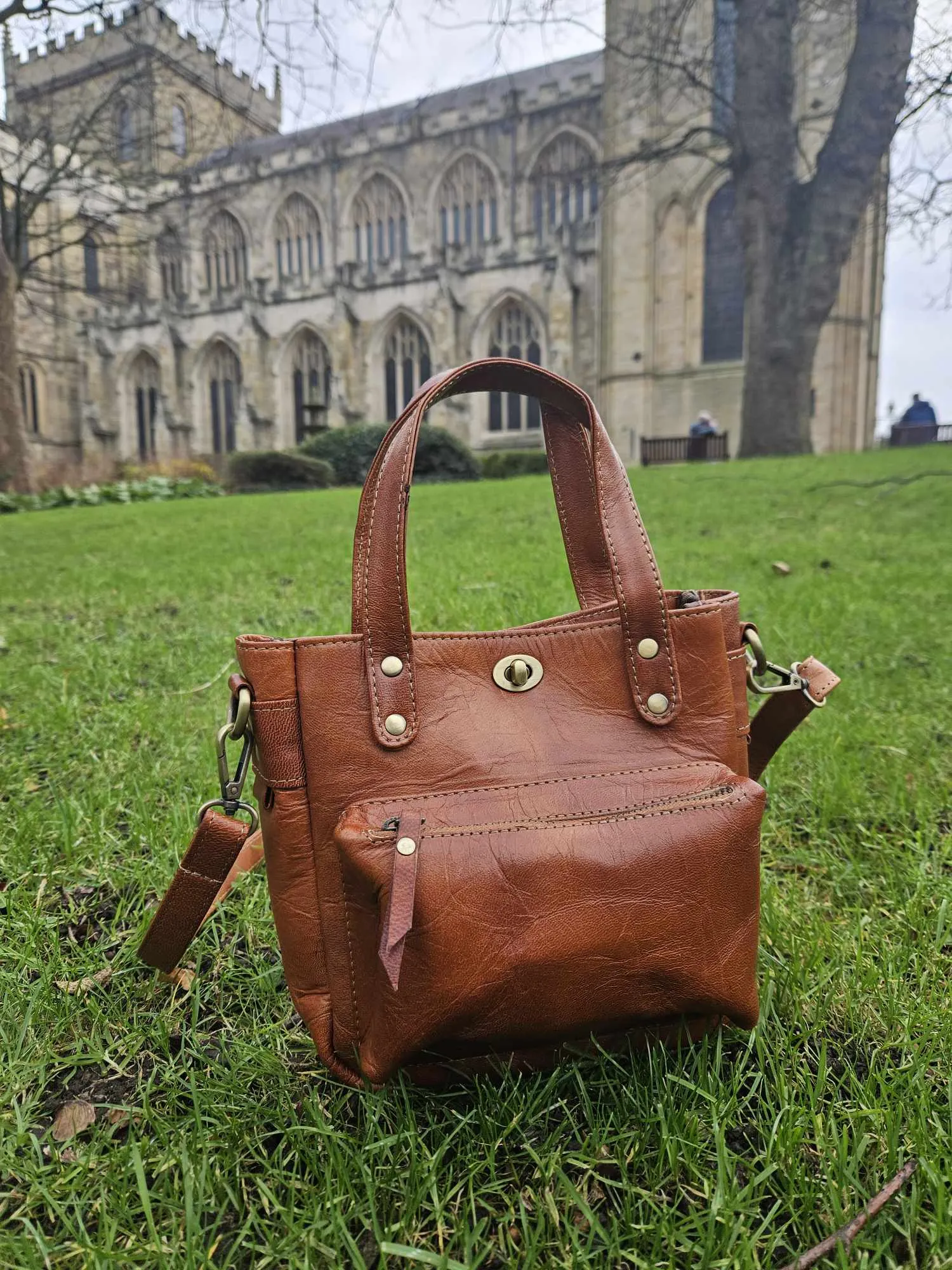 Ladies Tan Leather Handbag - Everyday Handbag