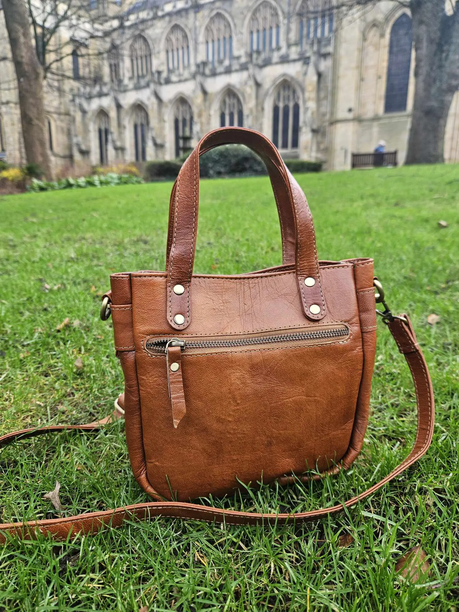 Ladies Tan Leather Handbag - Everyday Handbag