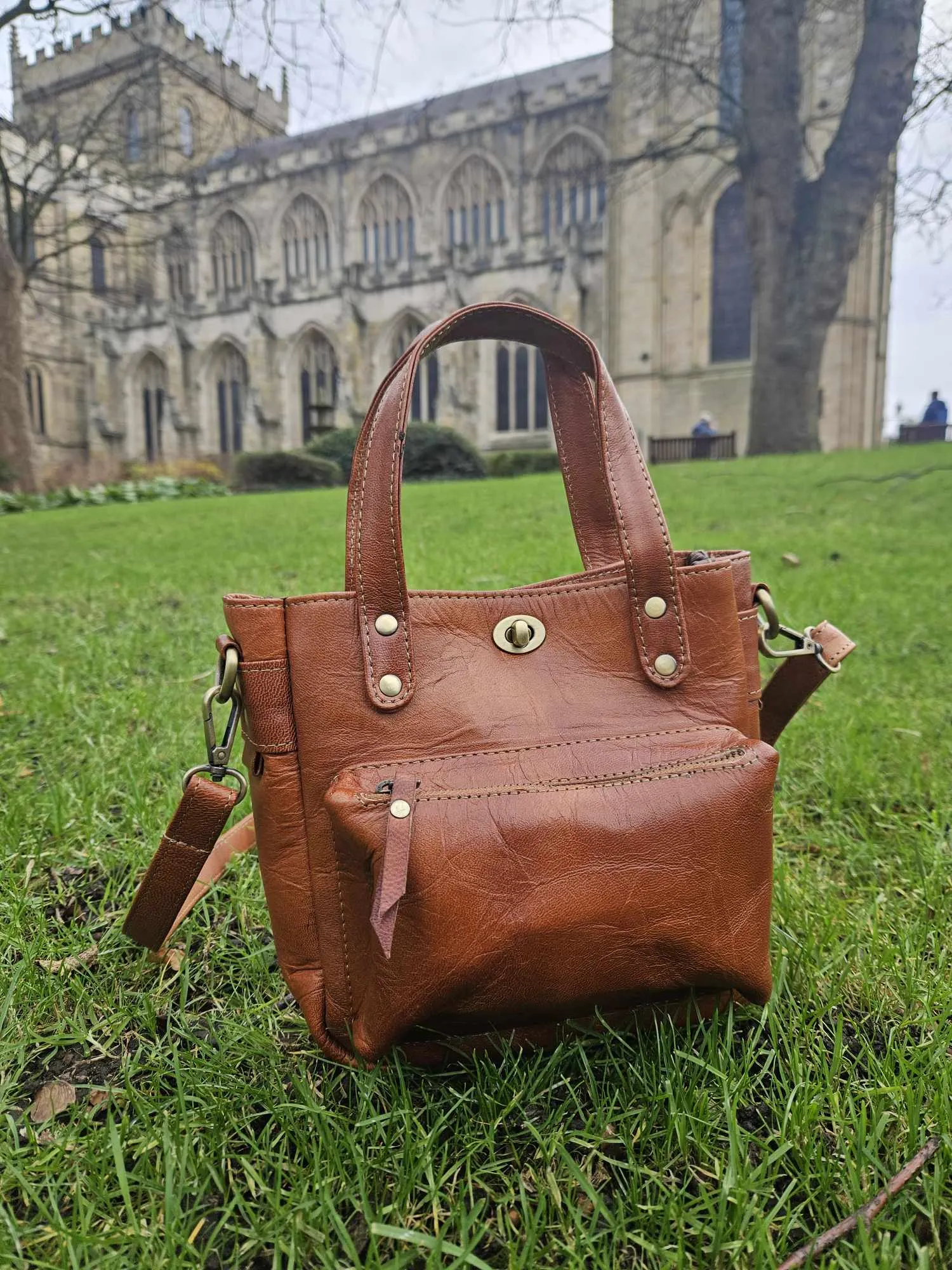 Ladies Tan Leather Handbag - Everyday Handbag