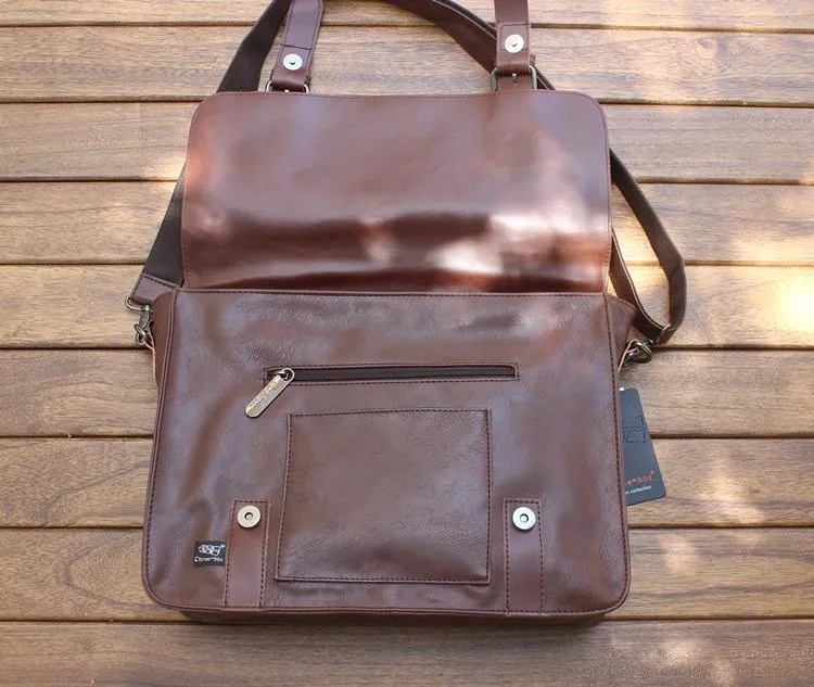 Large-Capacity Commuter Bag