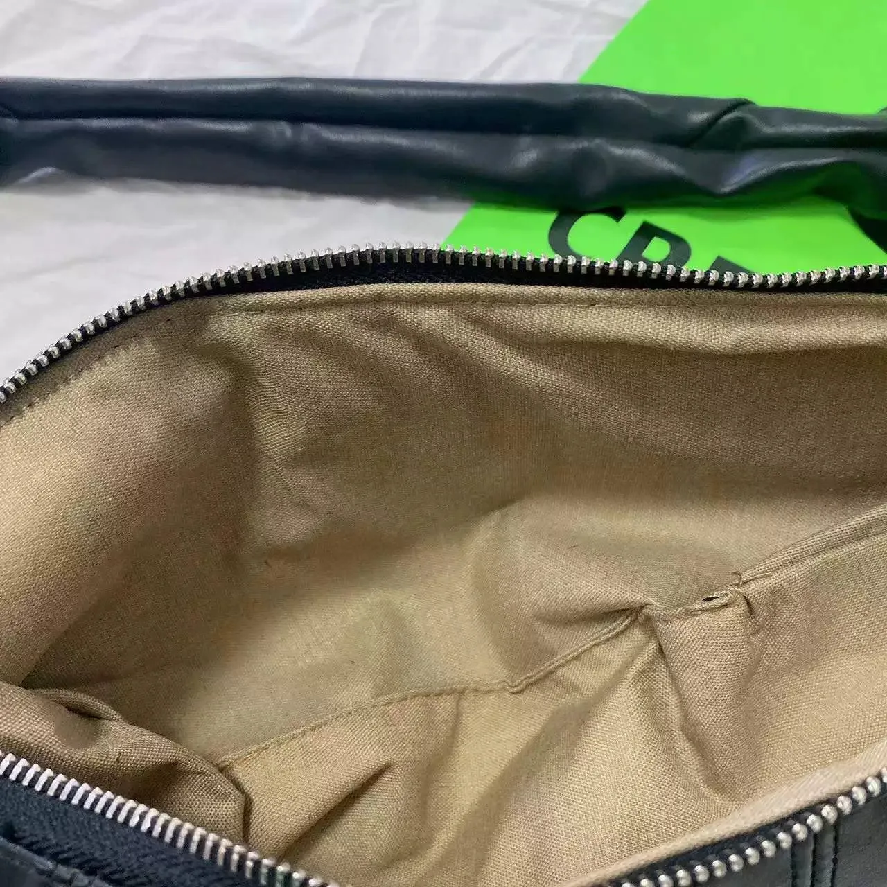 Large Capacity Crossbody Chest Bag