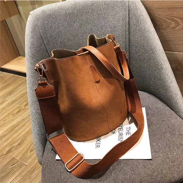 Leather Buckle Shoulder Messenger Bag