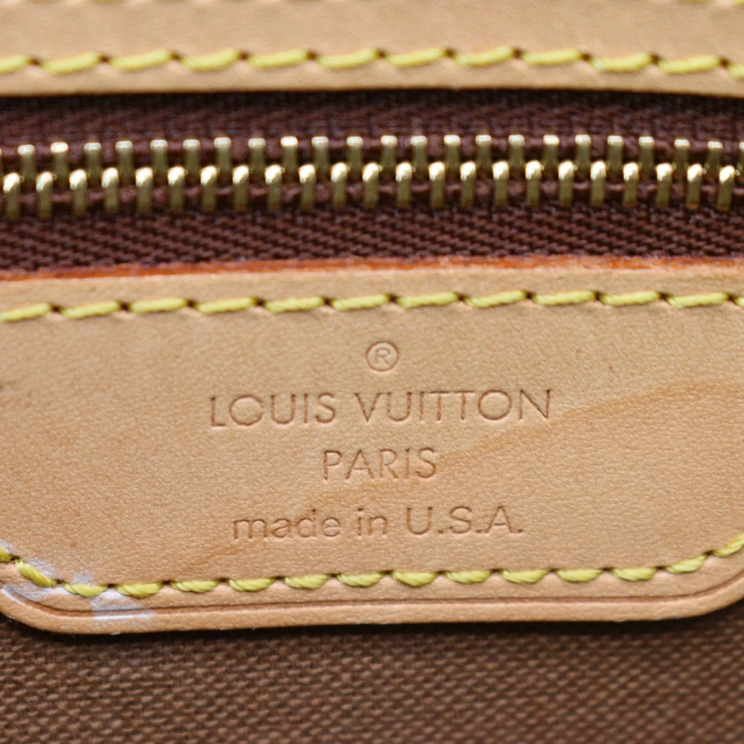 LOUIS VUITTON Batignolles Horizontal Monogram Canvas Shoulder Bag Brown