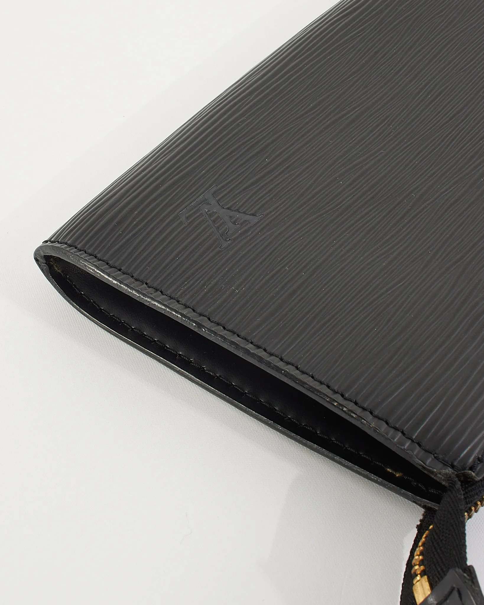 Louis Vuitton Black Epi Leather Pochette Shoulder Bag