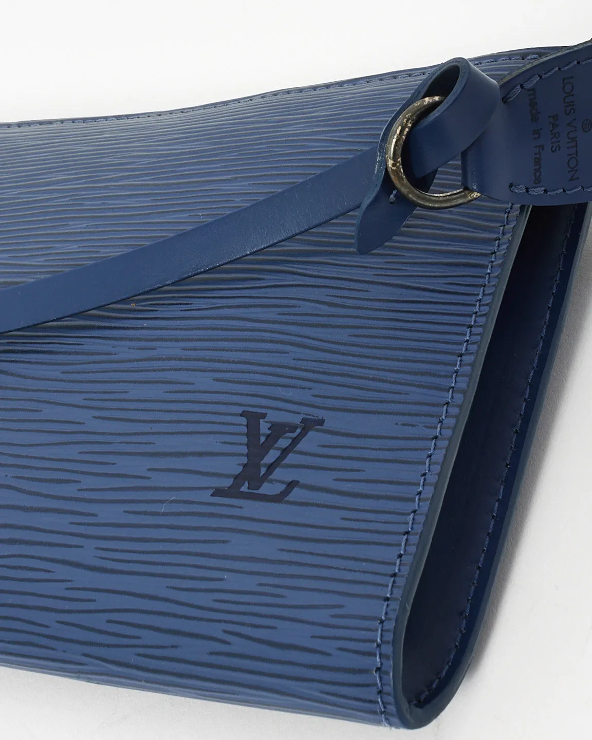 Louis Vuitton Blue Epi Leather Shoulder Pochette Bag