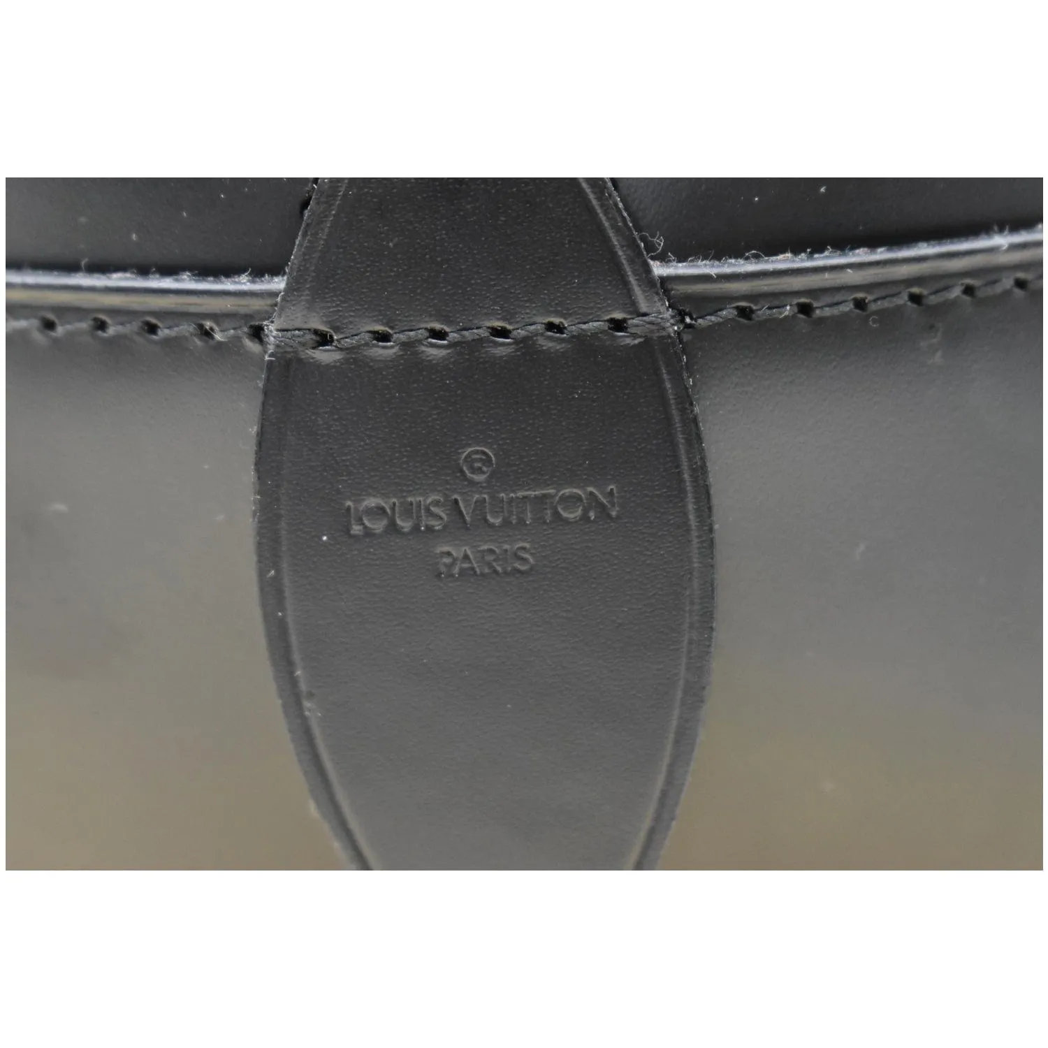 LOUIS VUITTON Dora MM Monogram Canvas Shoulder Bag Brown