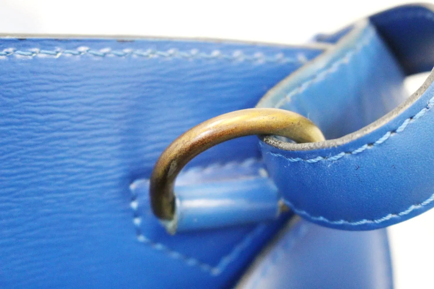 LOUIS VUITTON Epi Leather Blue Cluny Shoulder Bag